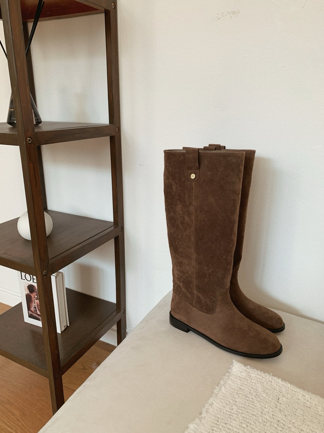 Antique Logo Basic Suede Long Boots-2col