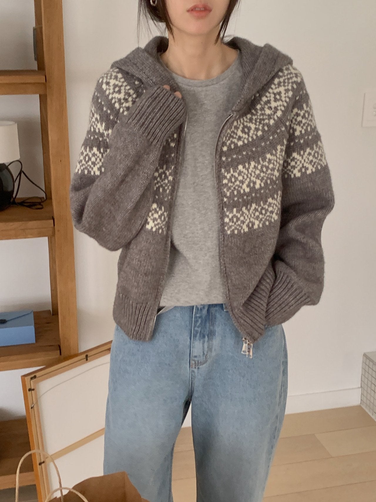 Daisy hood zip-up-3col
