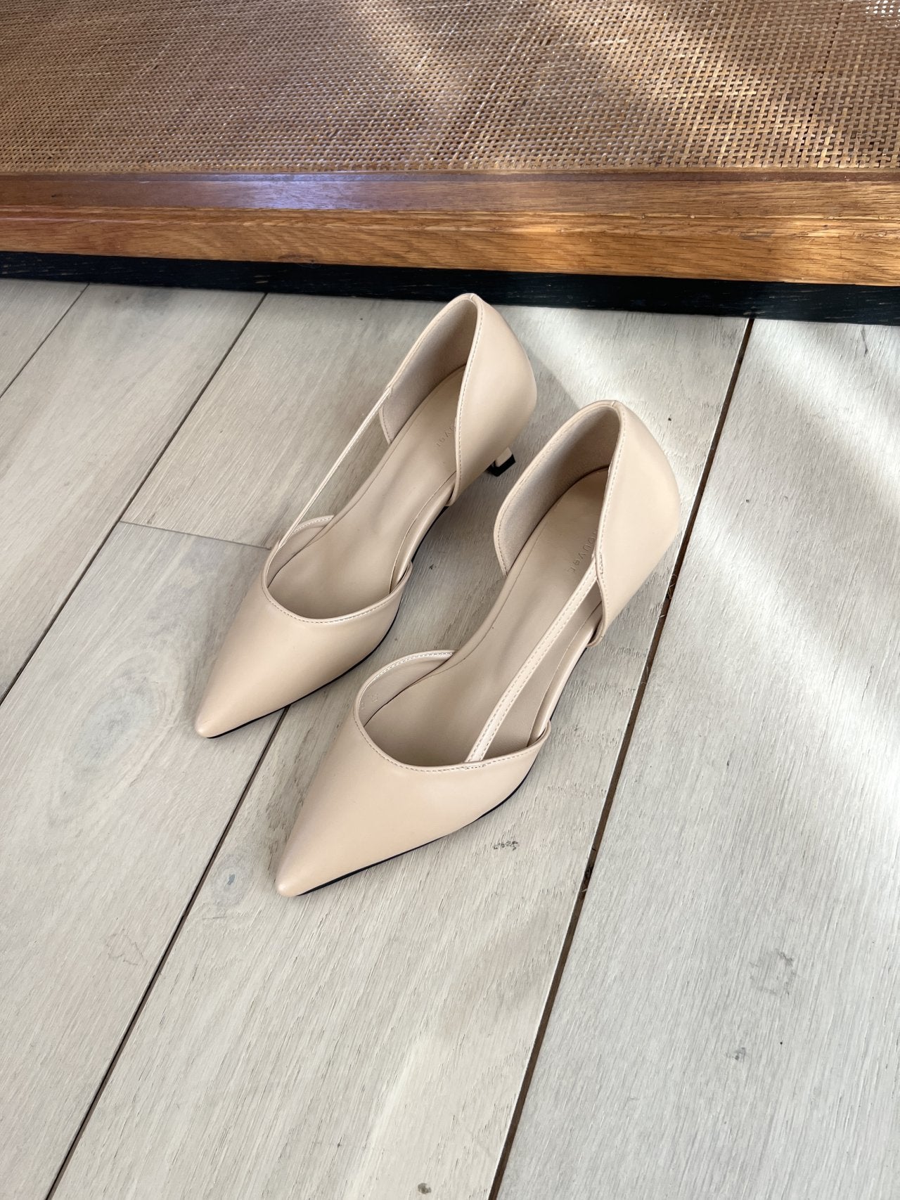 Side line pumps-3col