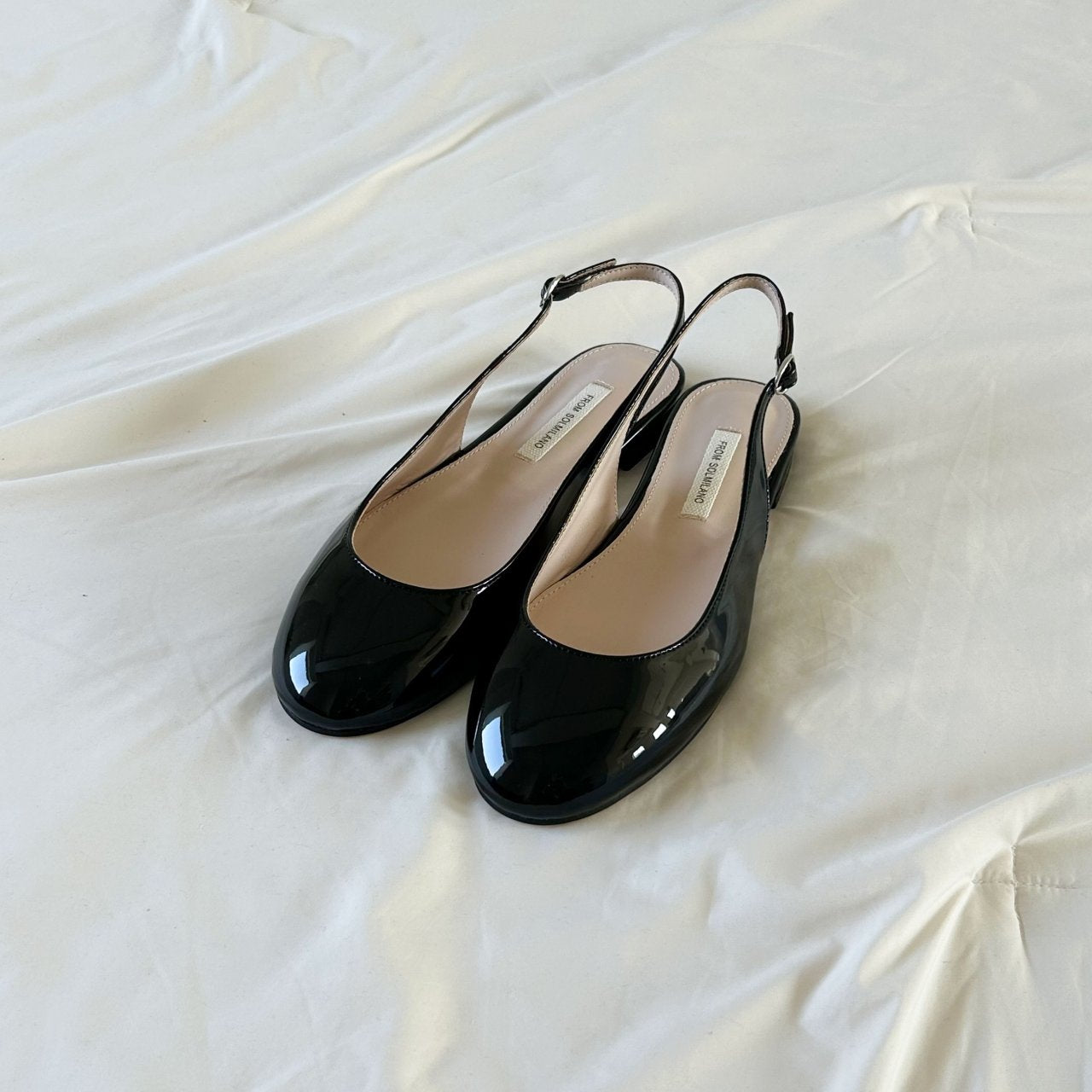 Round Mary Jane sandals
