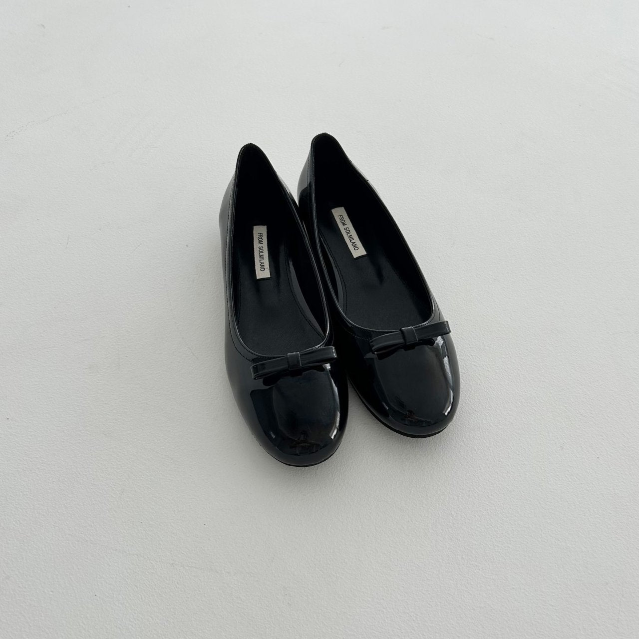 sol ribbon flat