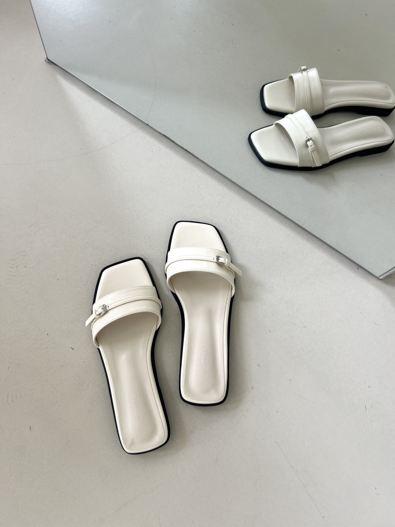 Strap Flat Mule-3col