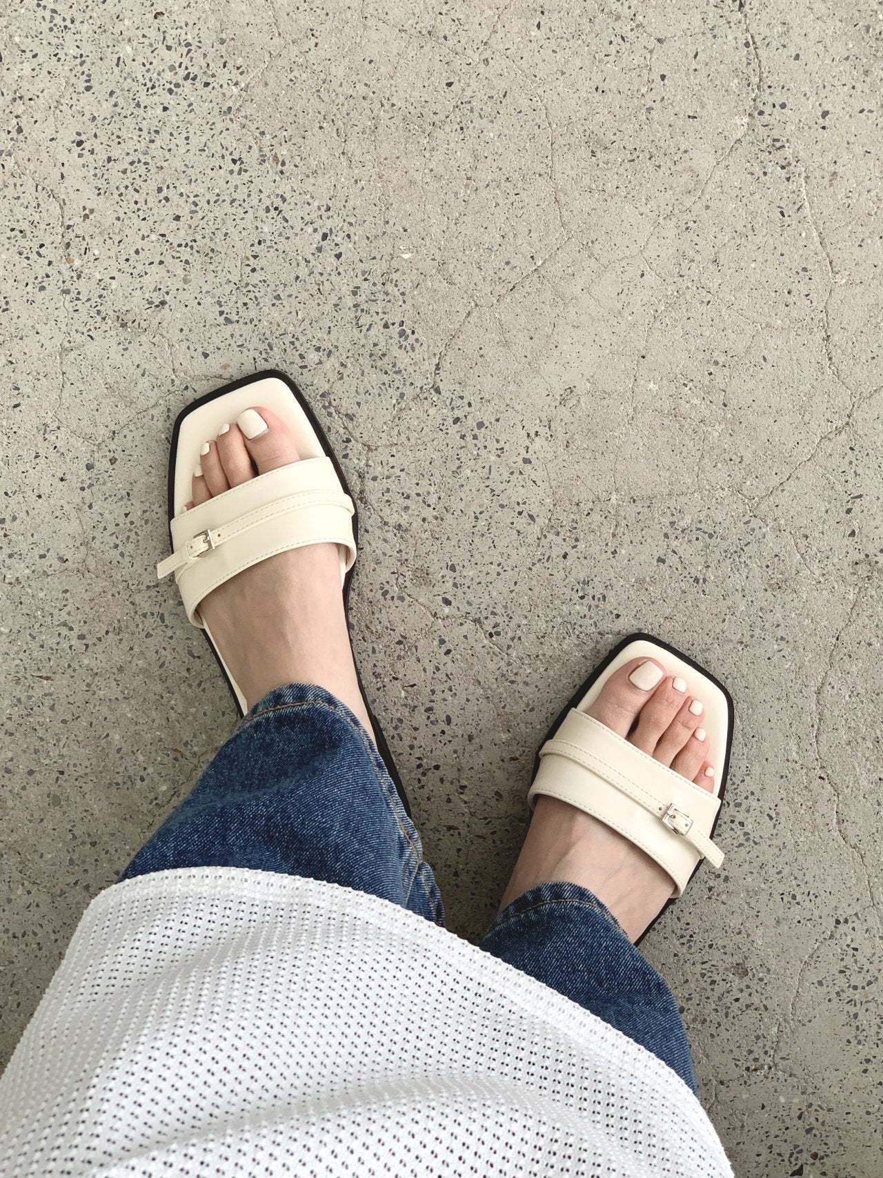 Strap Flat Mule-3col