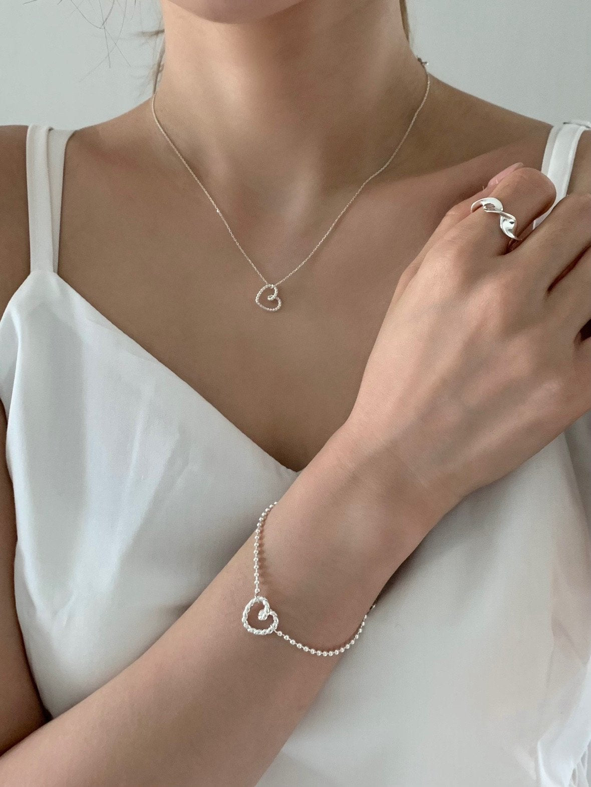 Twisted Heart Silver Ball Necklace