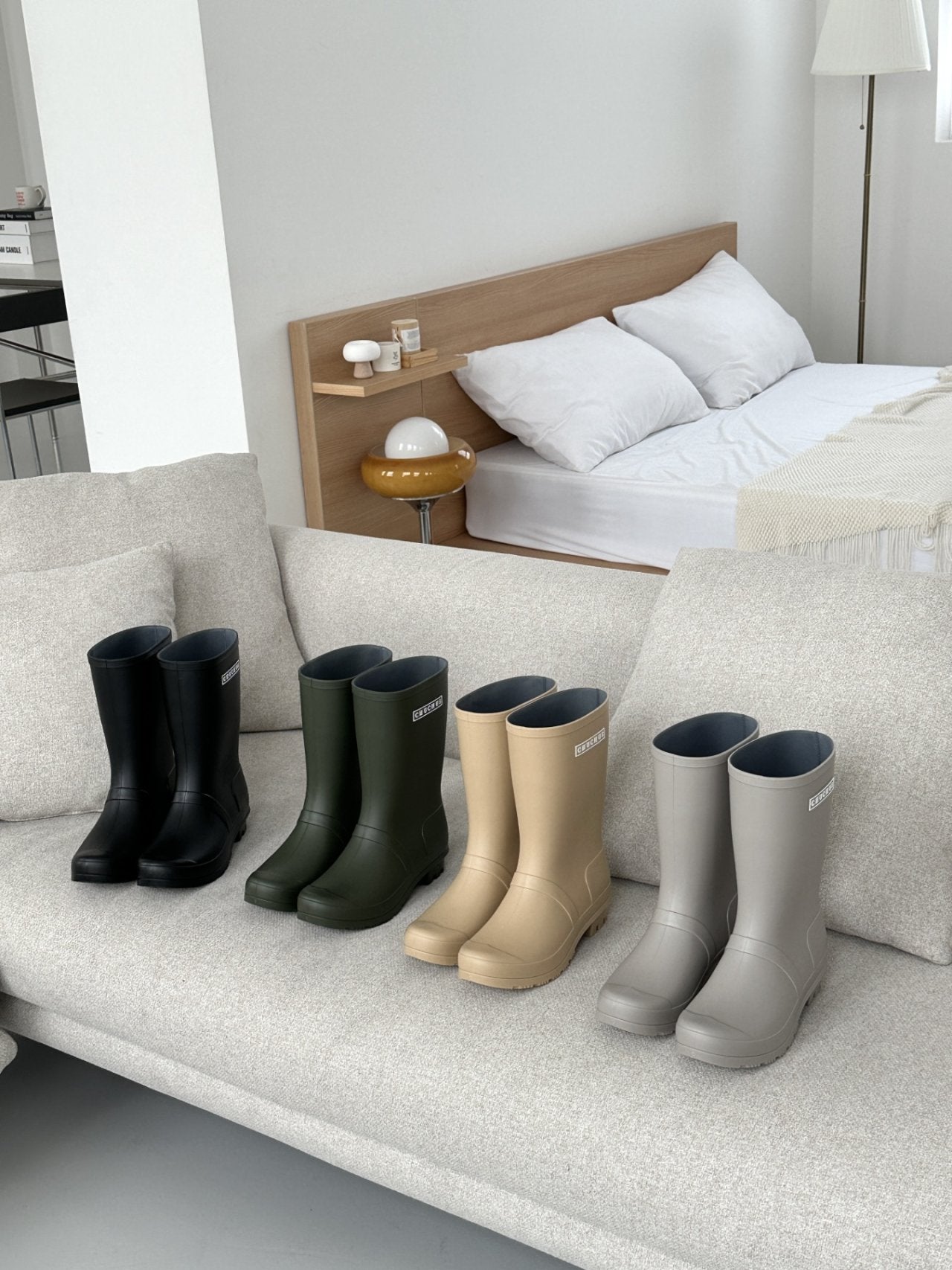 Chuchu Rain Middle Boots two