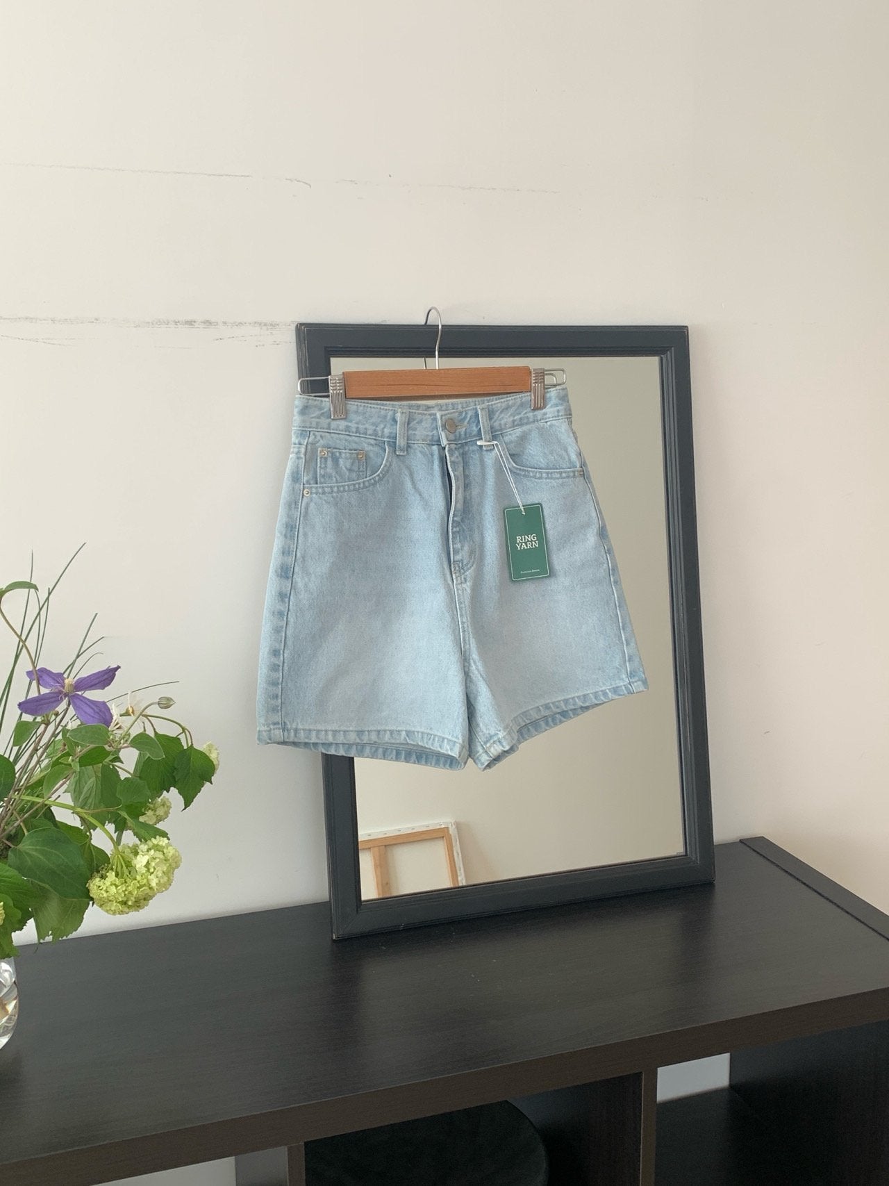 Weekly denim shorts