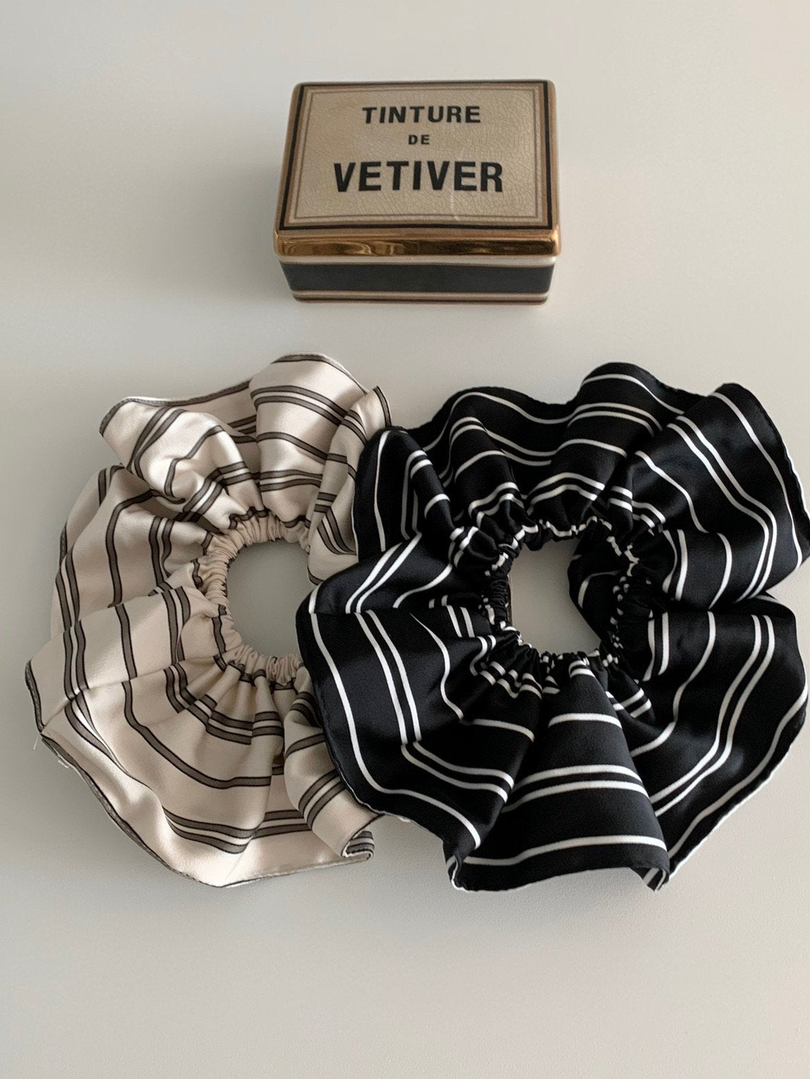 Circle Stripe Scrunchies-2col