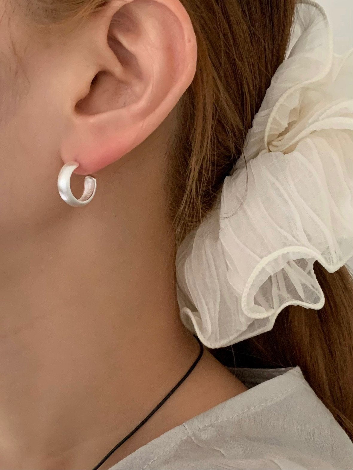 Matte Bold Curve Earrings
