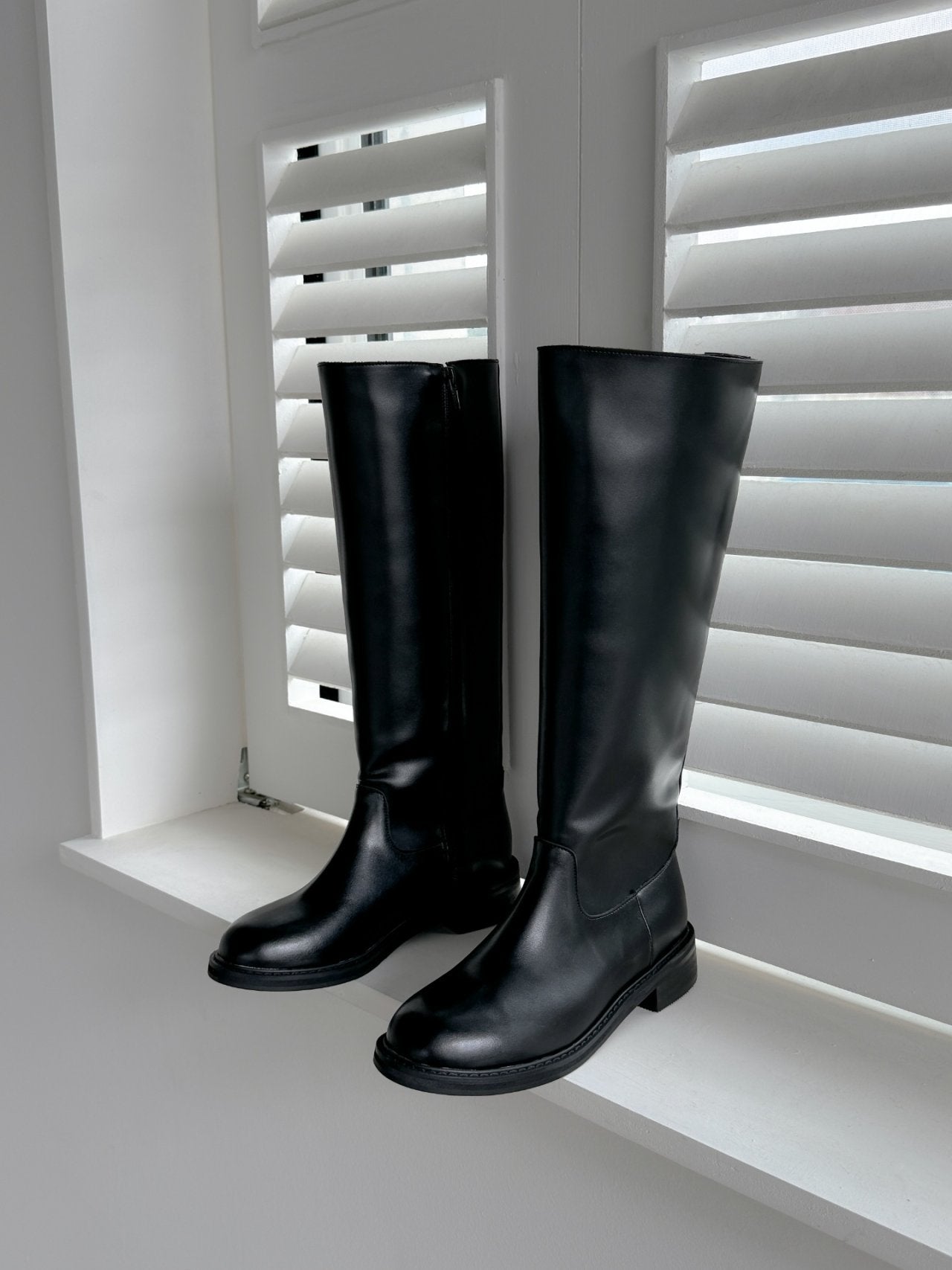 Classic Round Long Boots