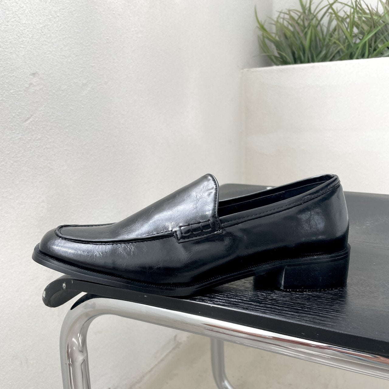 Square simple loafers