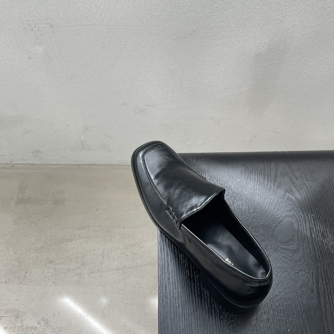Square simple loafers