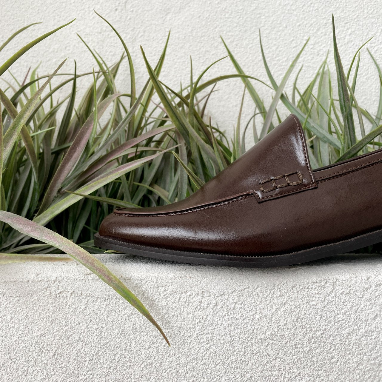 Square simple loafers
