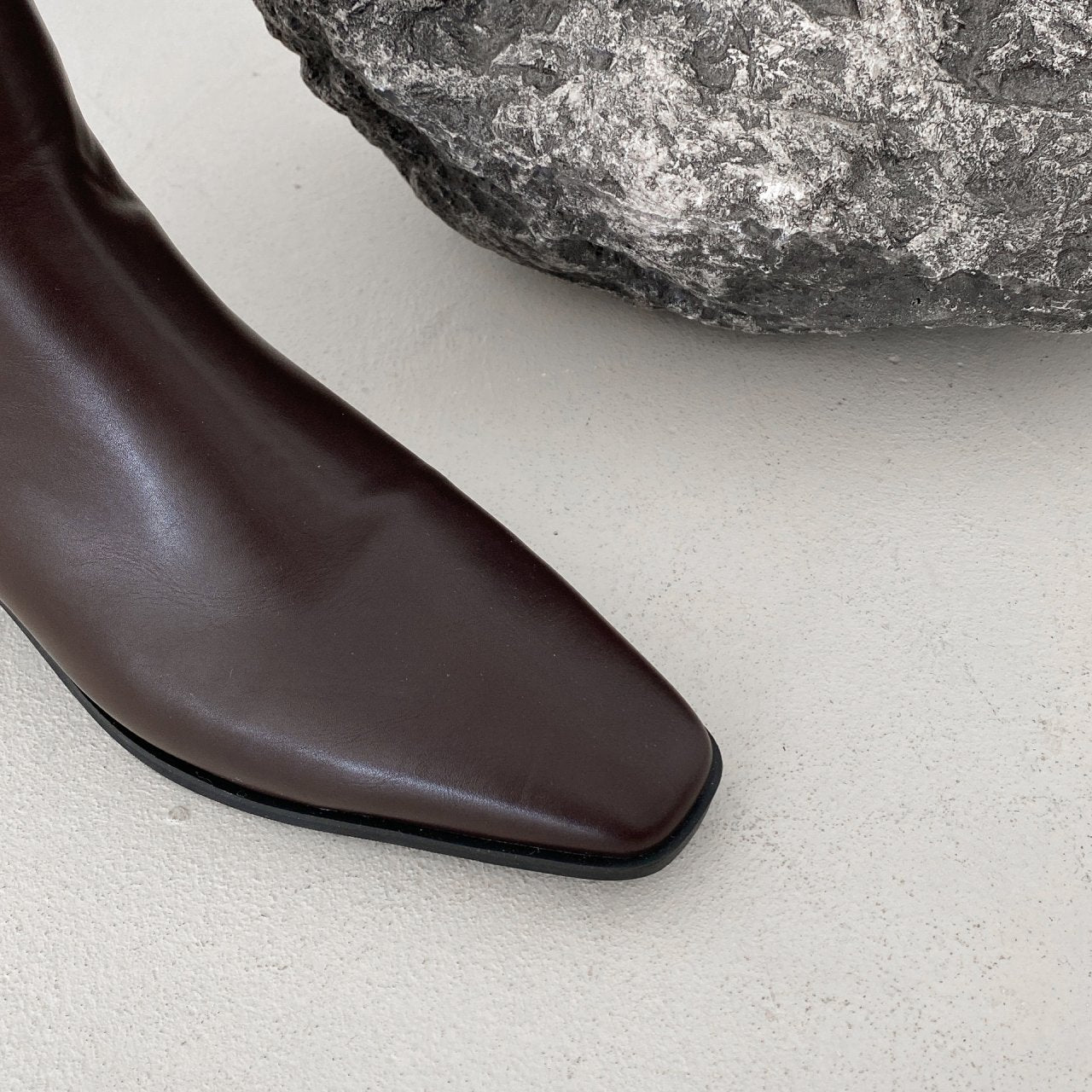Simple Long Shape Ankle Boots