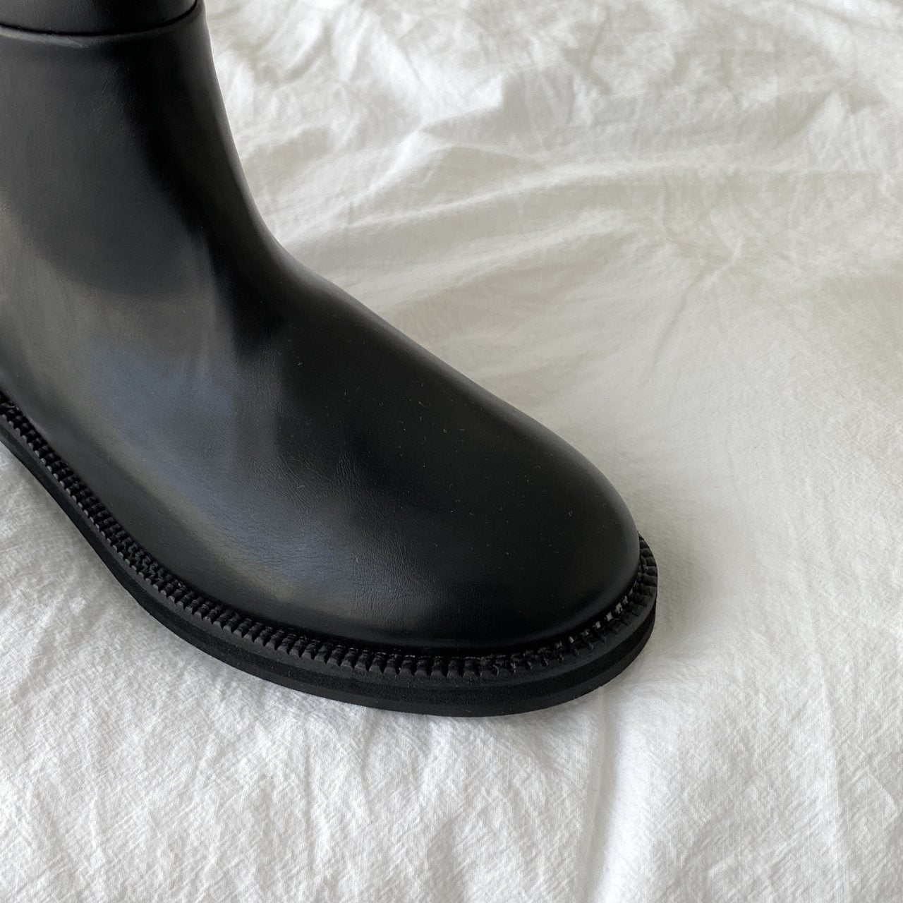 relaxed fit long boots