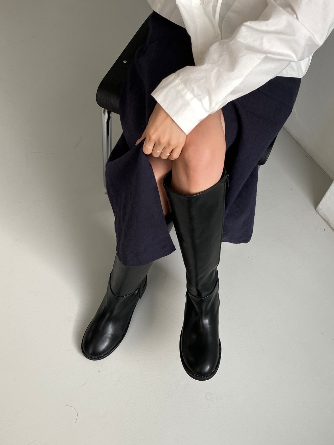 relaxed fit long boots