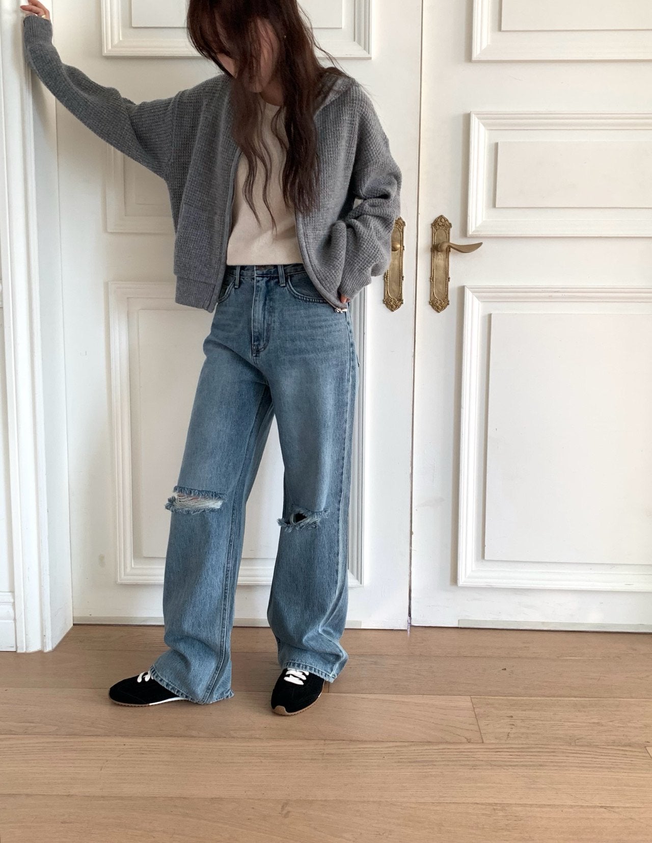 deondo destroyed denim