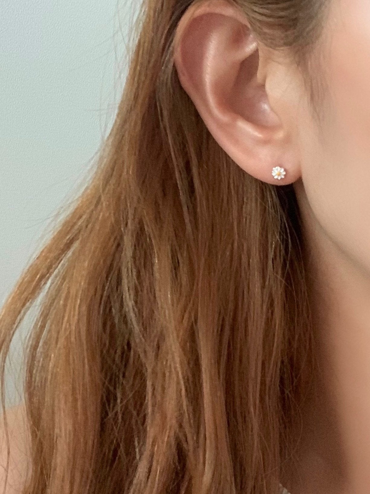 Daisy mini flower earring
