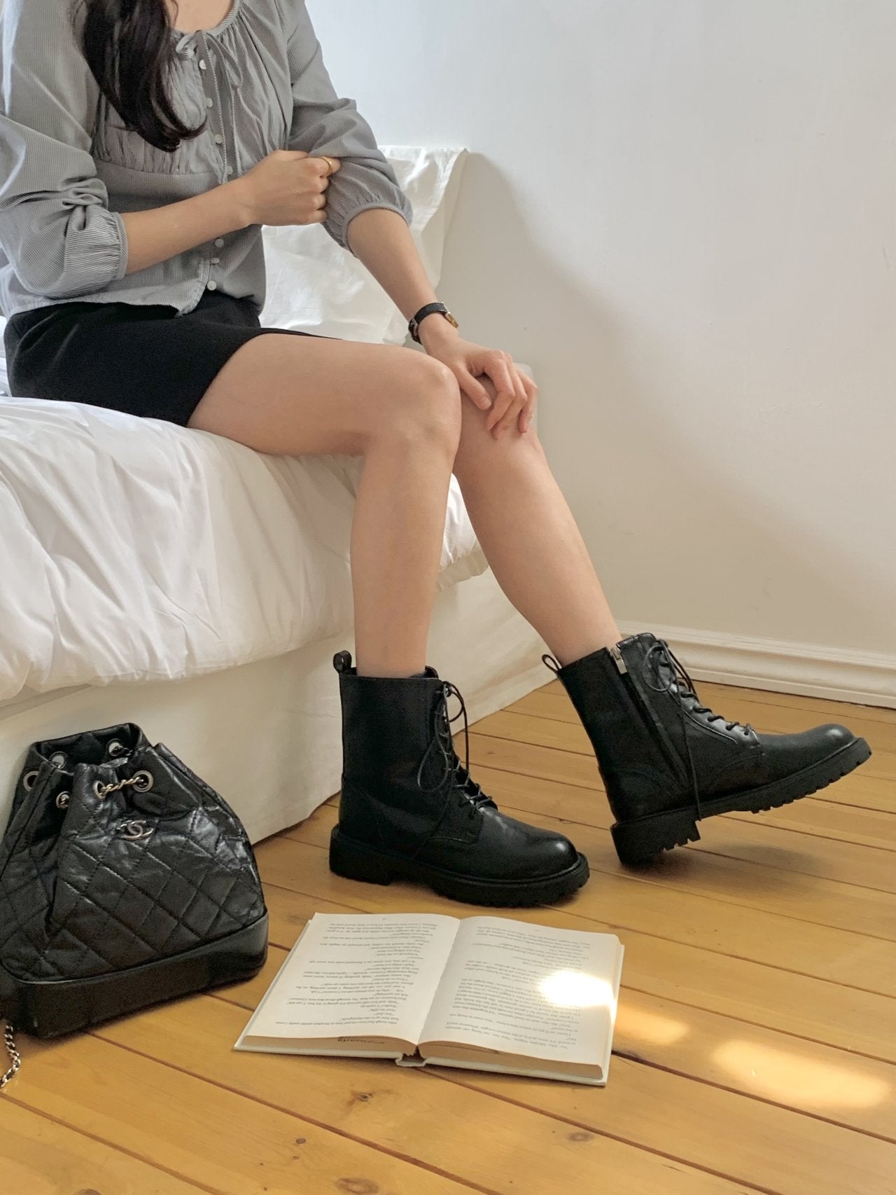 Black Lace-Up Walker