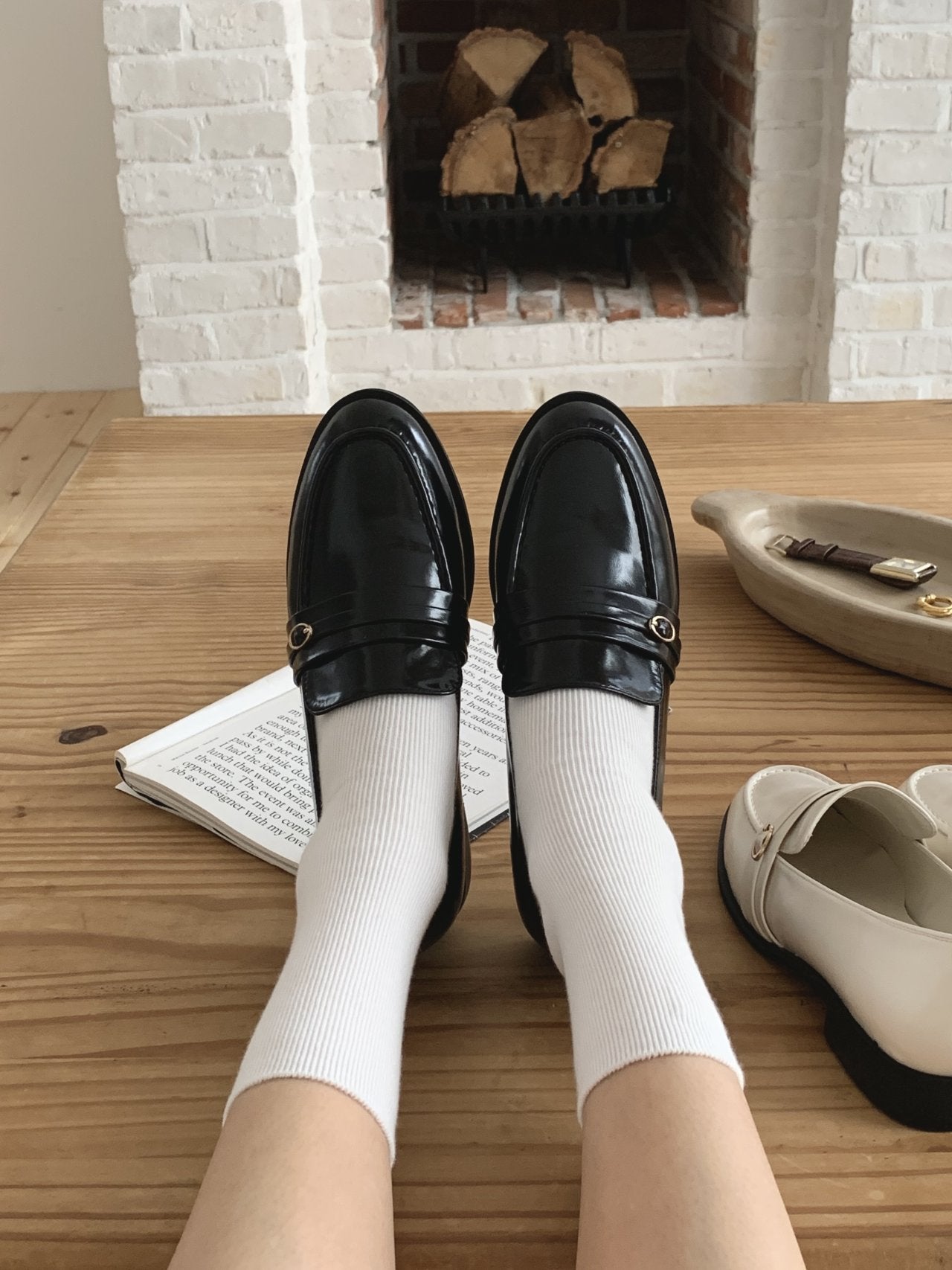 belt strap loafers