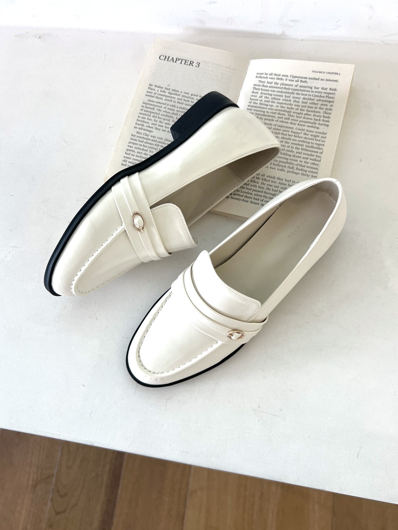 belt strap loafers