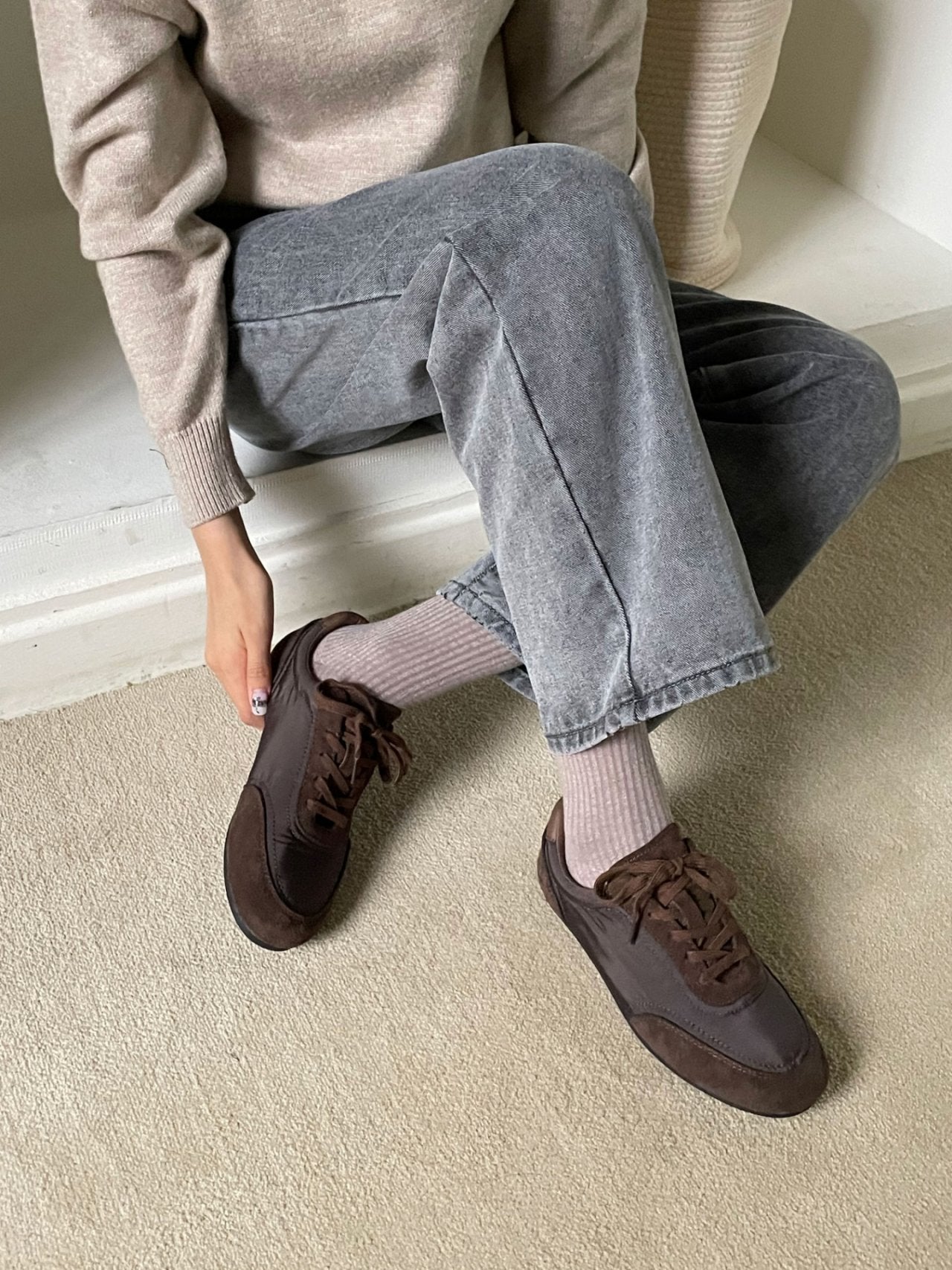 Simple nylon sneakers