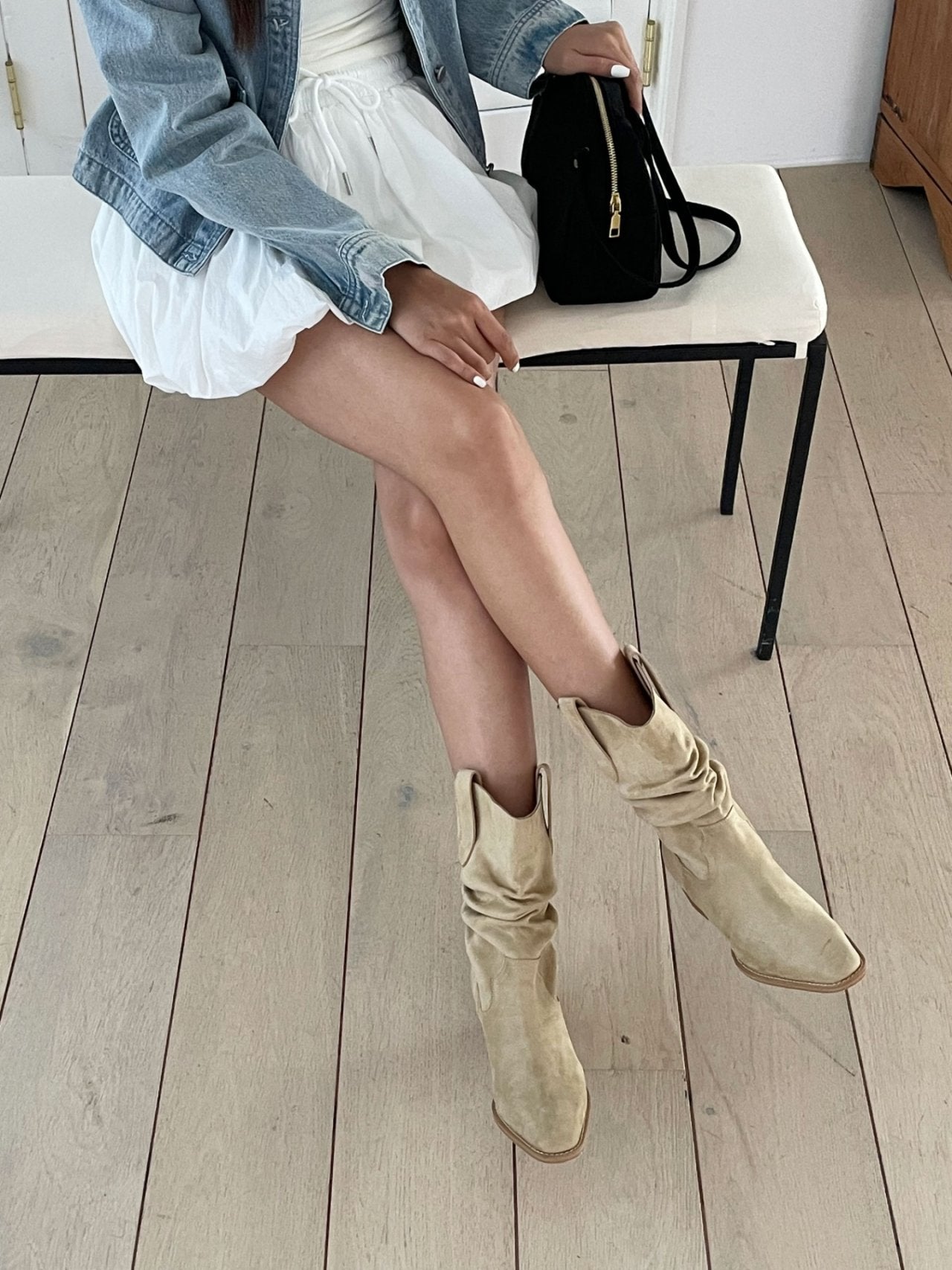 Western shirring boots