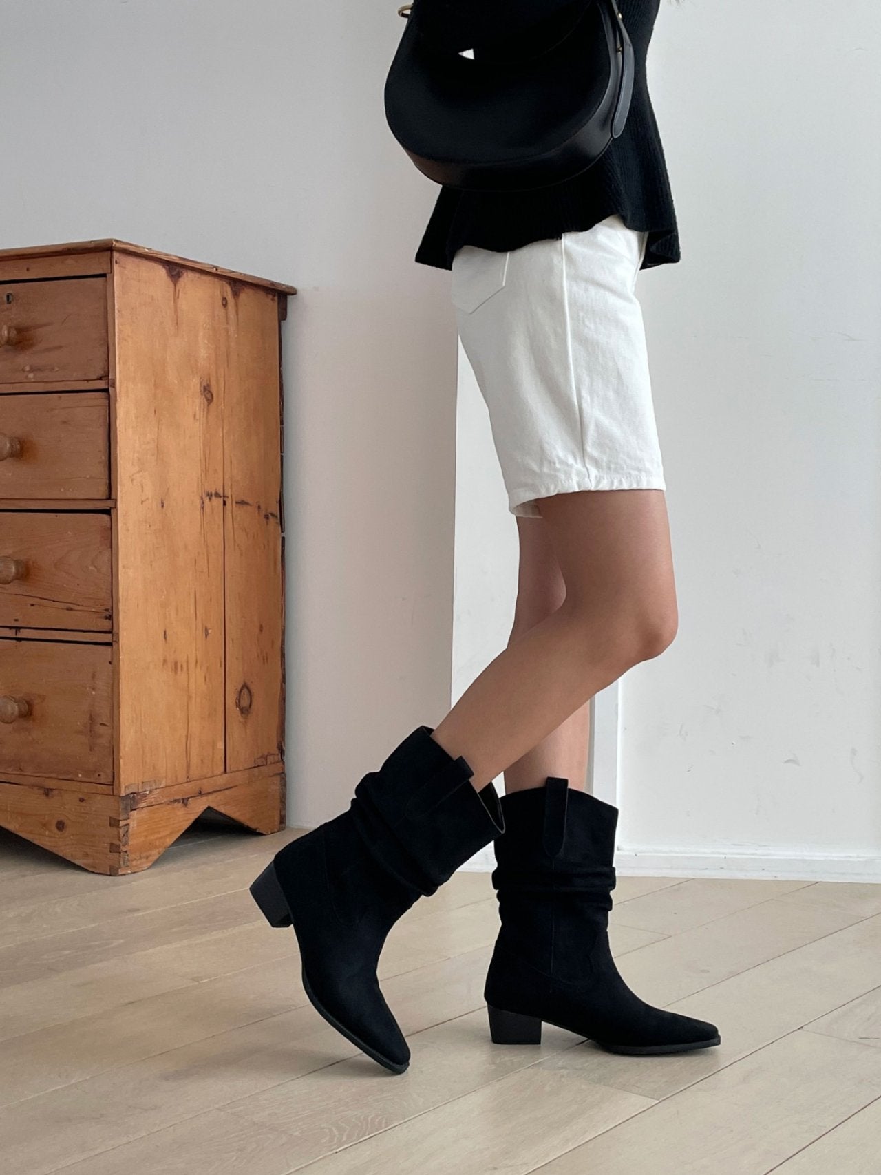 Western shirring boots