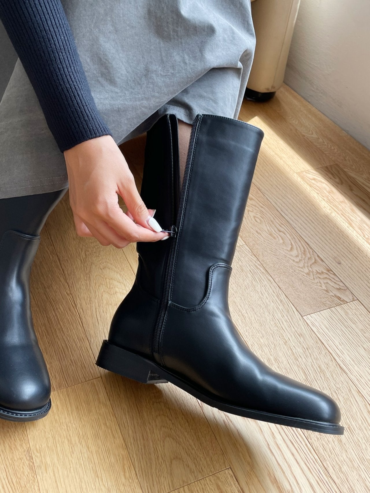 simple half flat boots