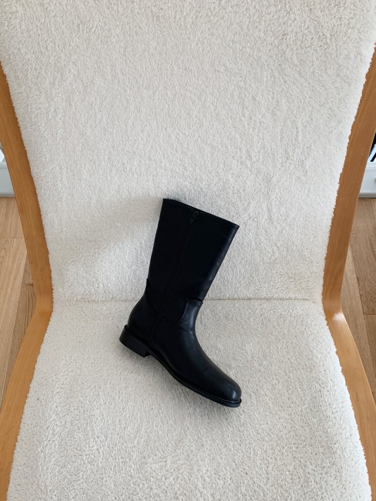 simple half flat boots