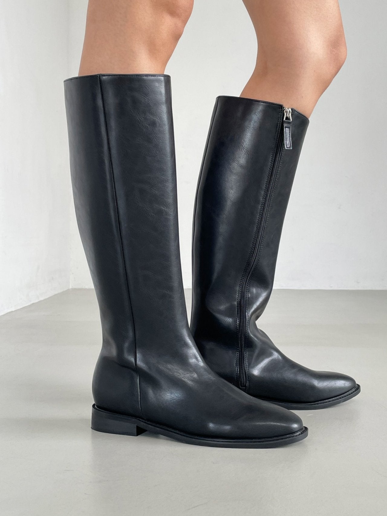 Basic Slim Line Long Boots