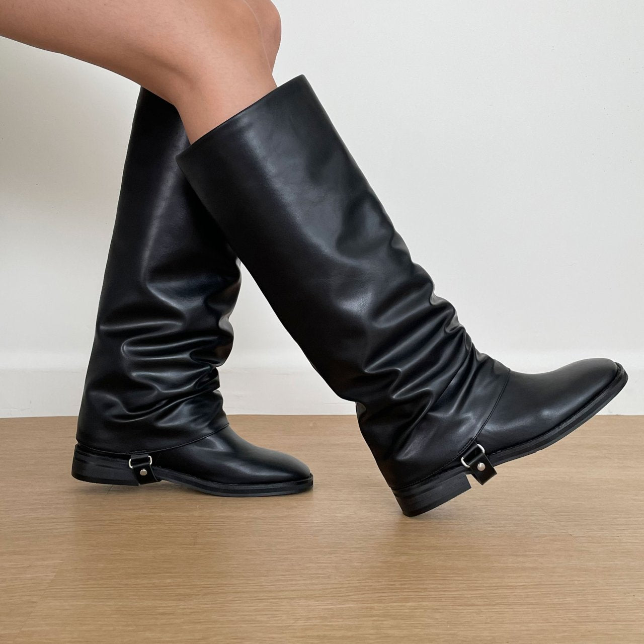 Wrinkle Ankle Folder Boots