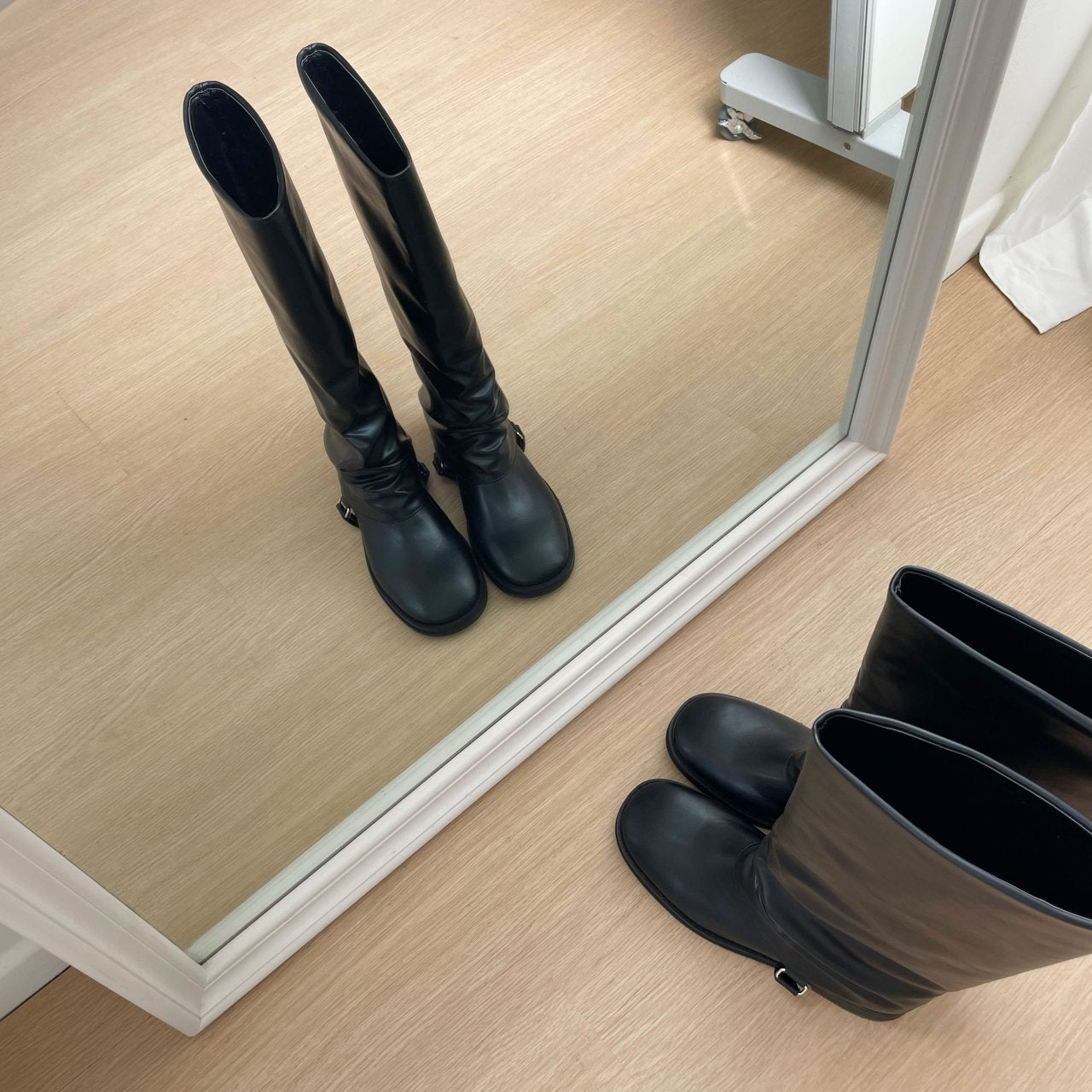 Wrinkle Ankle Folder Boots