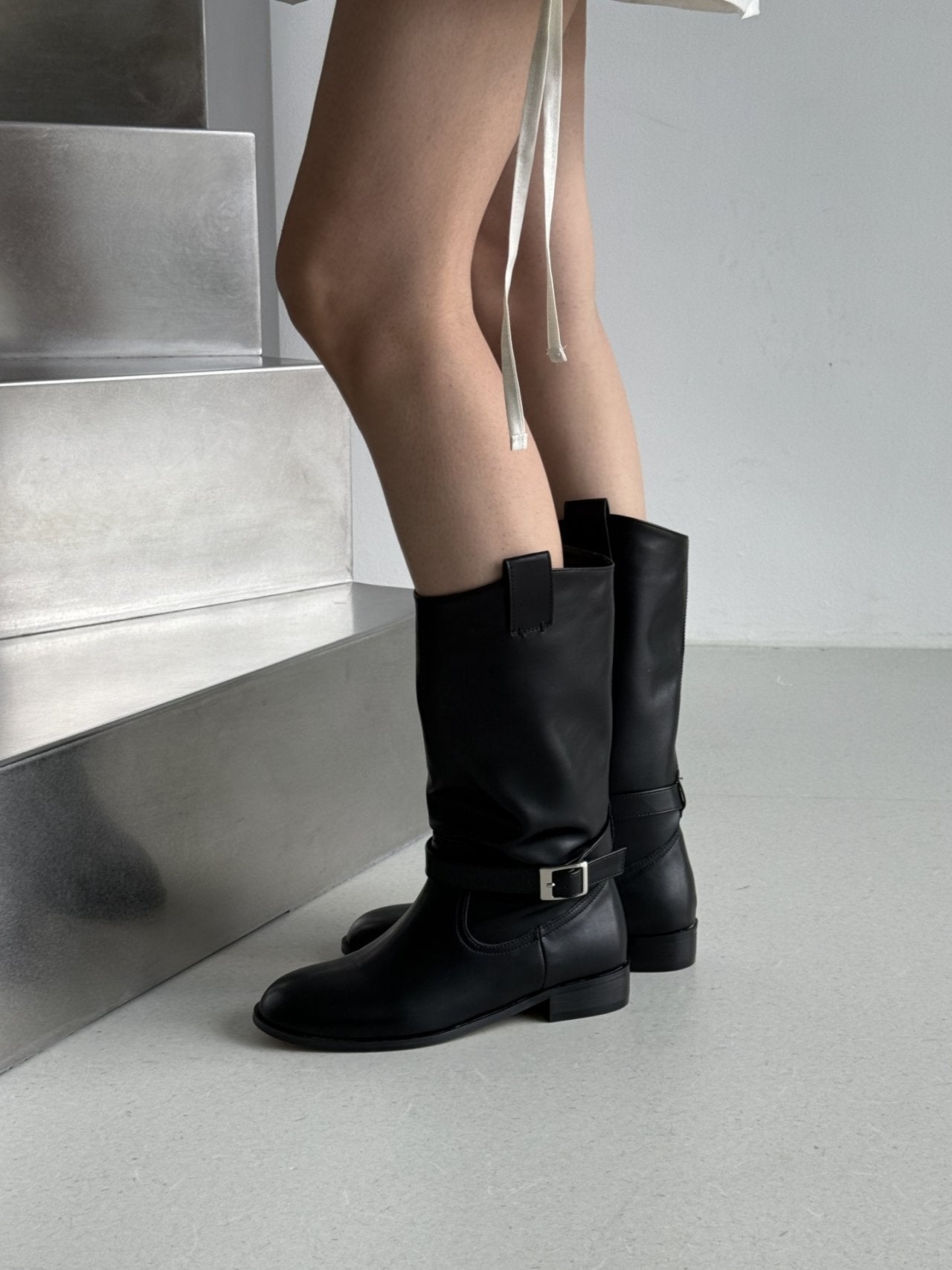 Western Classic Middle Boots