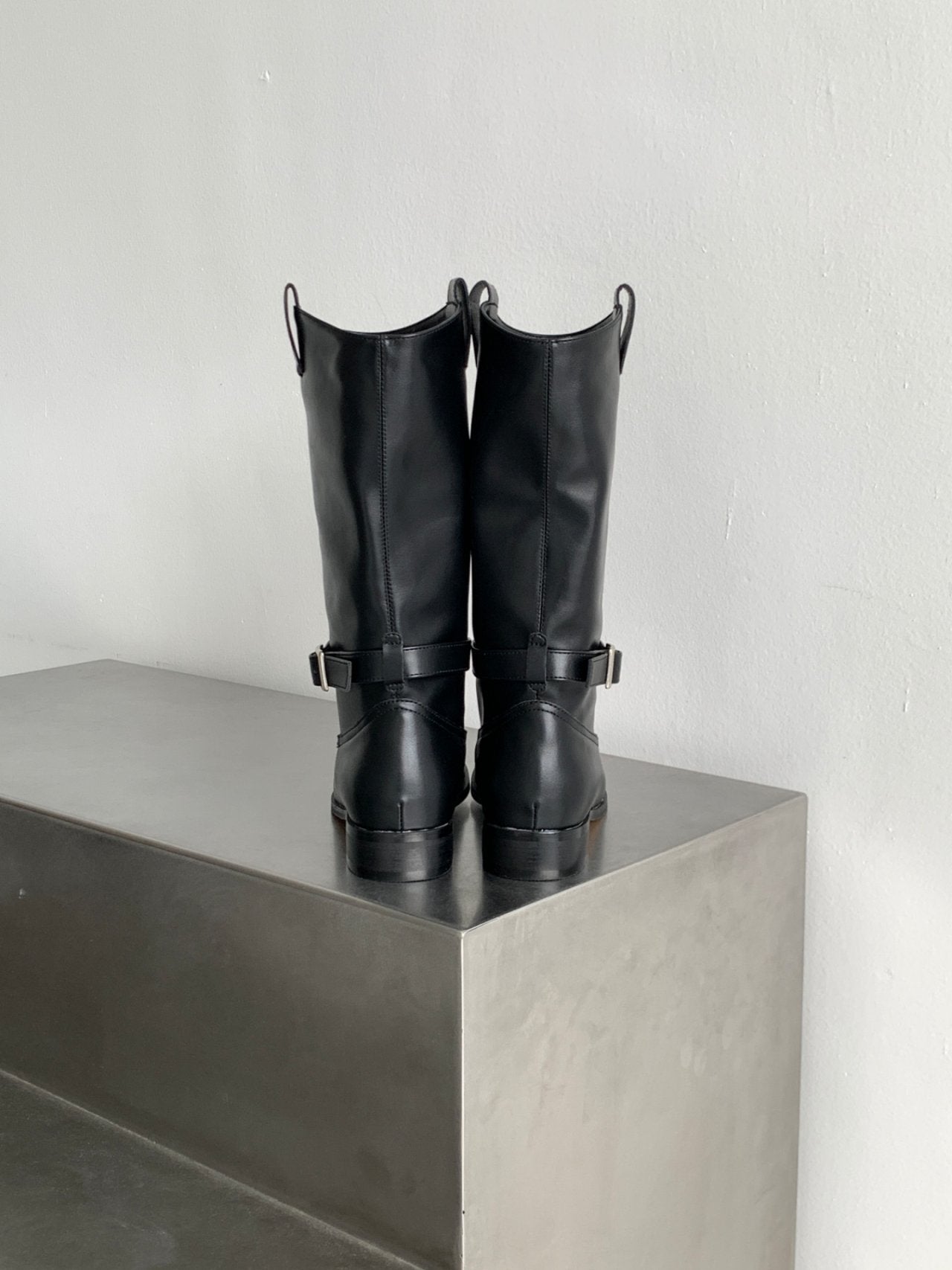 Western Classic Middle Boots