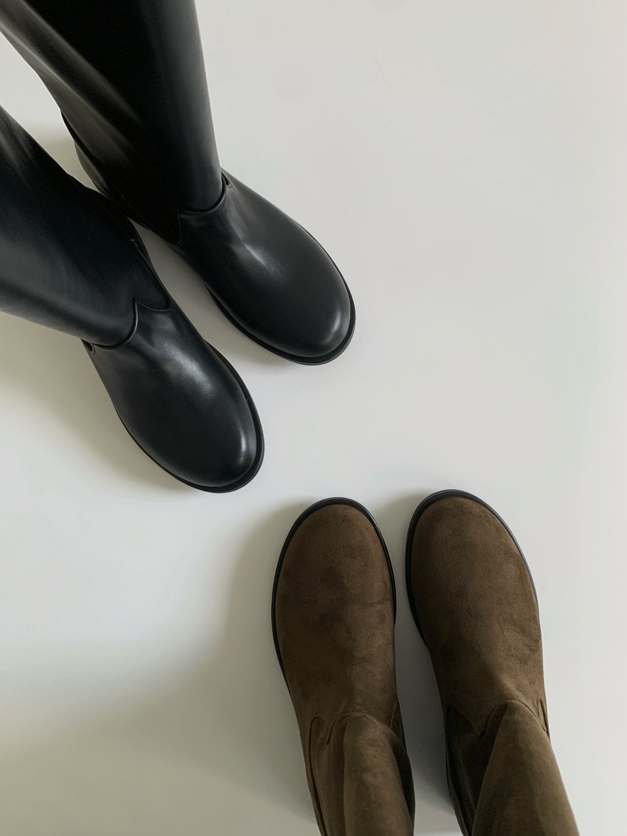 Olive V-Cut Belted Boots-2col