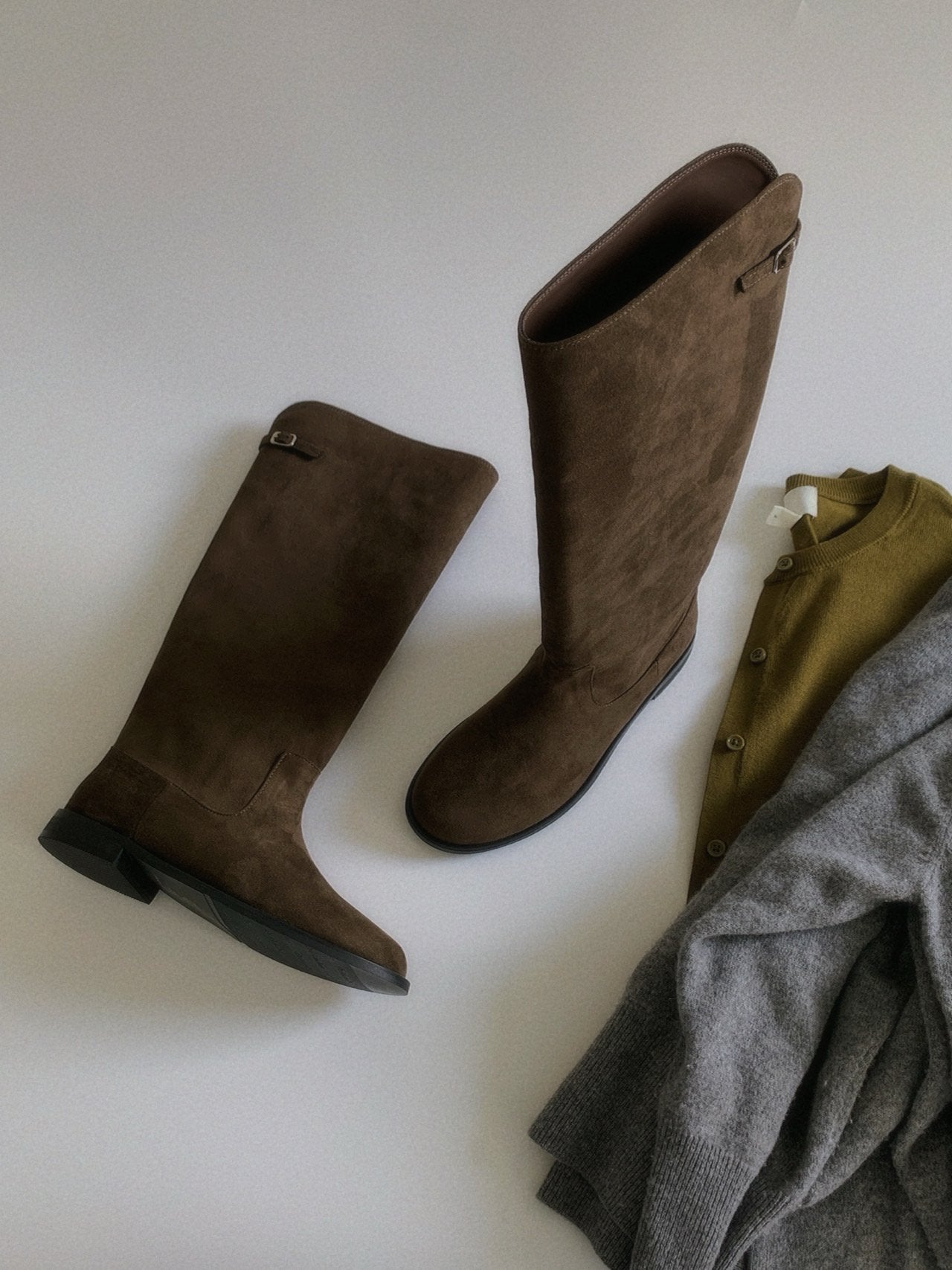 Olive V-Cut Belted Boots-2col
