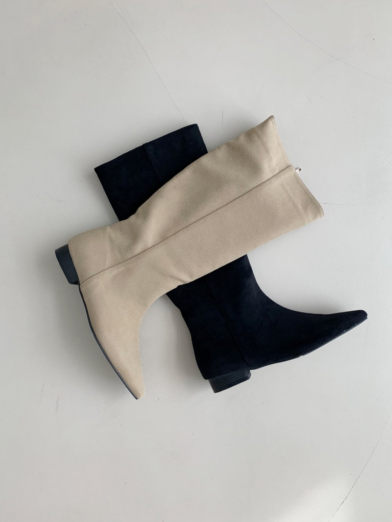 Simple Basic Suede Boots