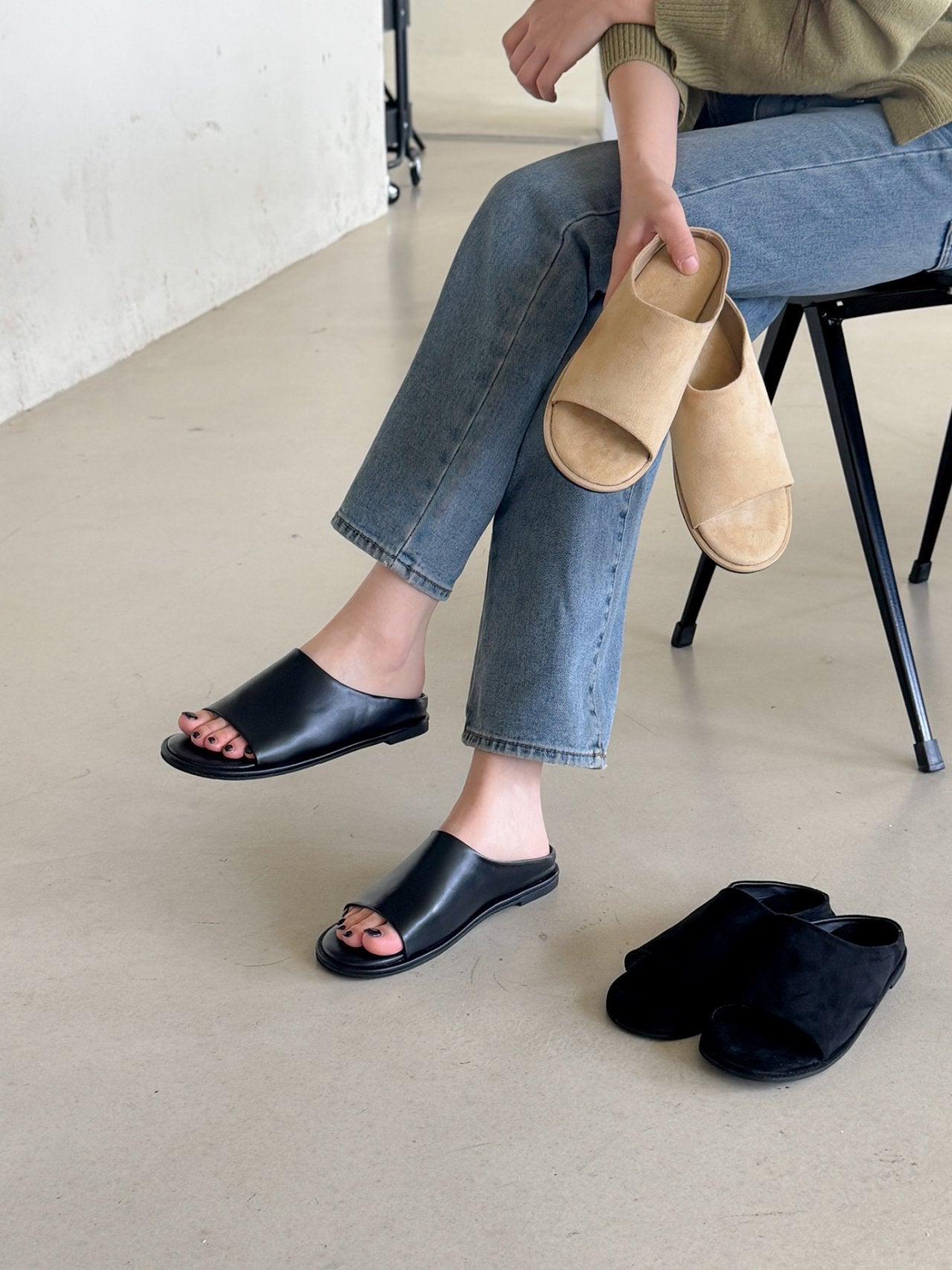 Daily Simple Slippers