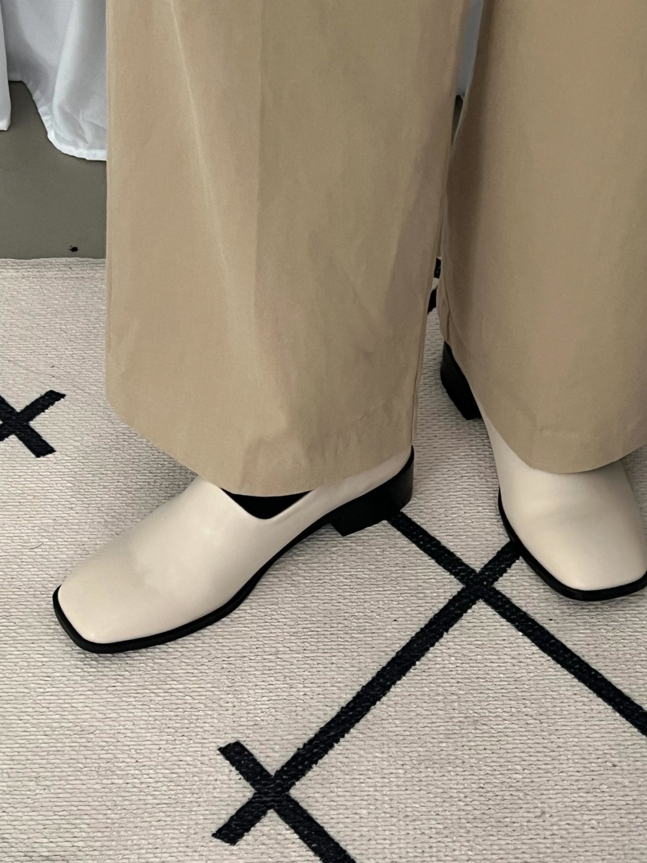Basic simple loafer