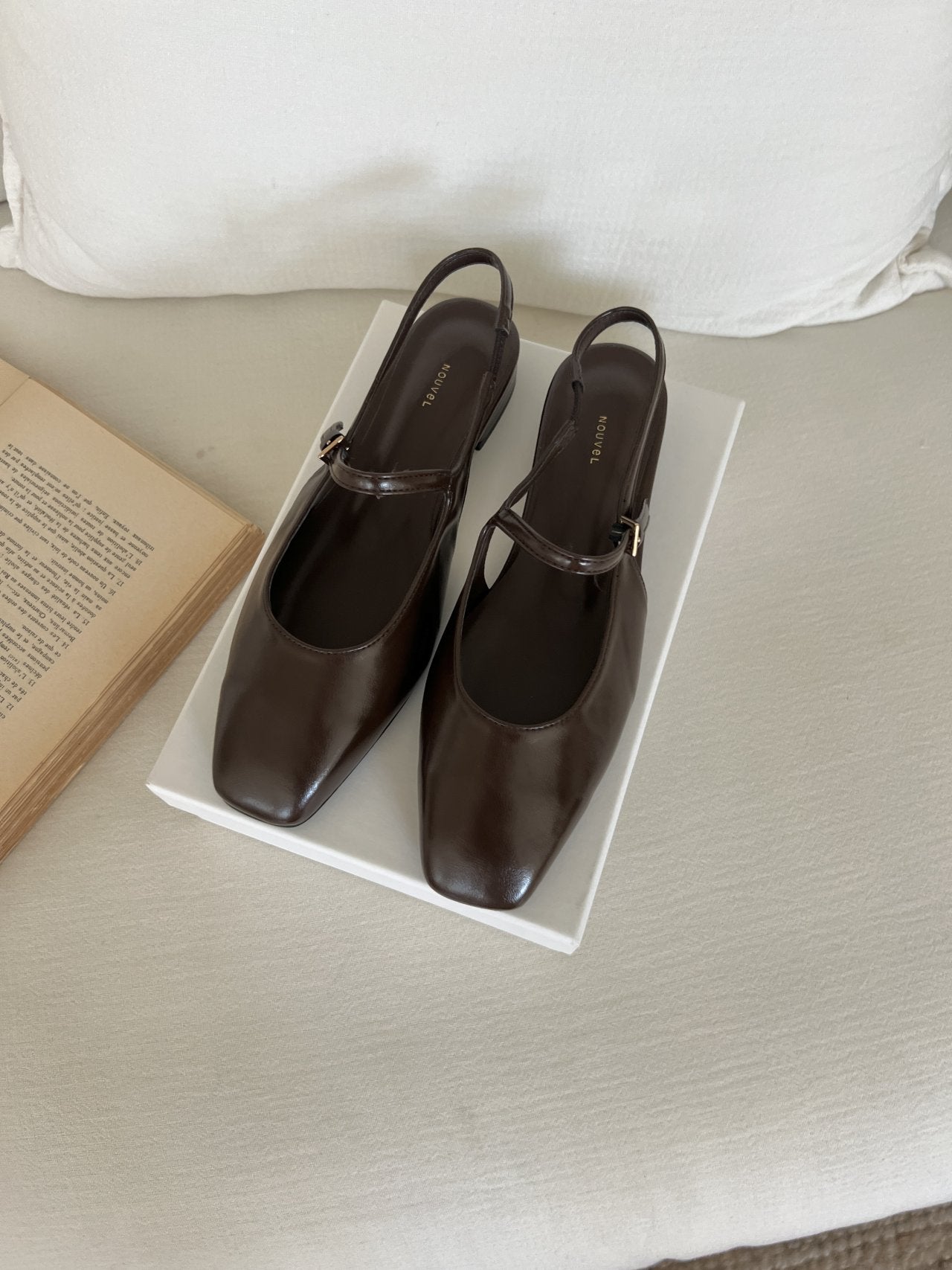 Mary Jane Slingback