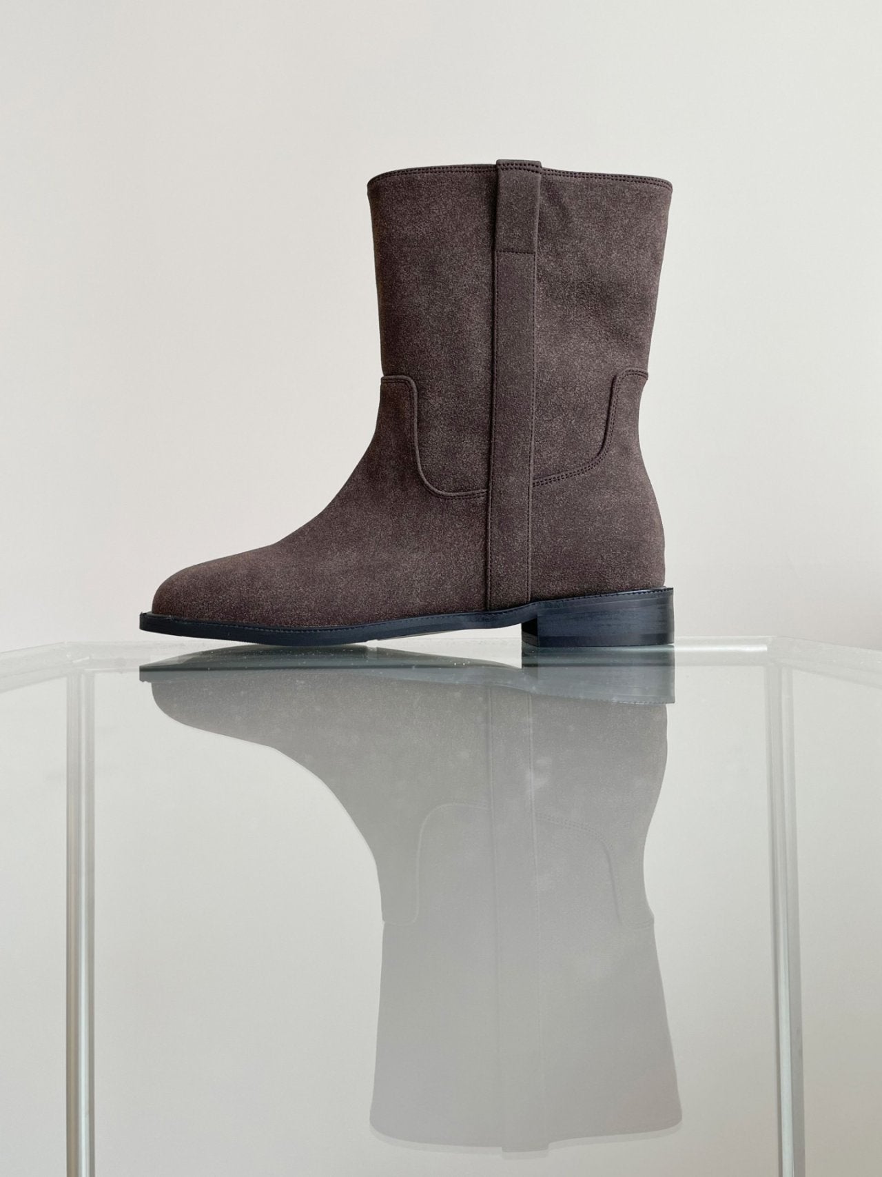 Daily Suede Middle Boots