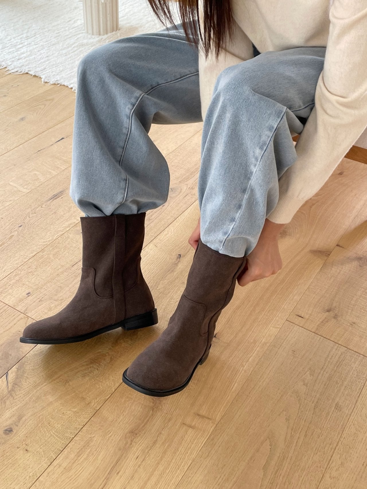 Daily Suede Middle Boots