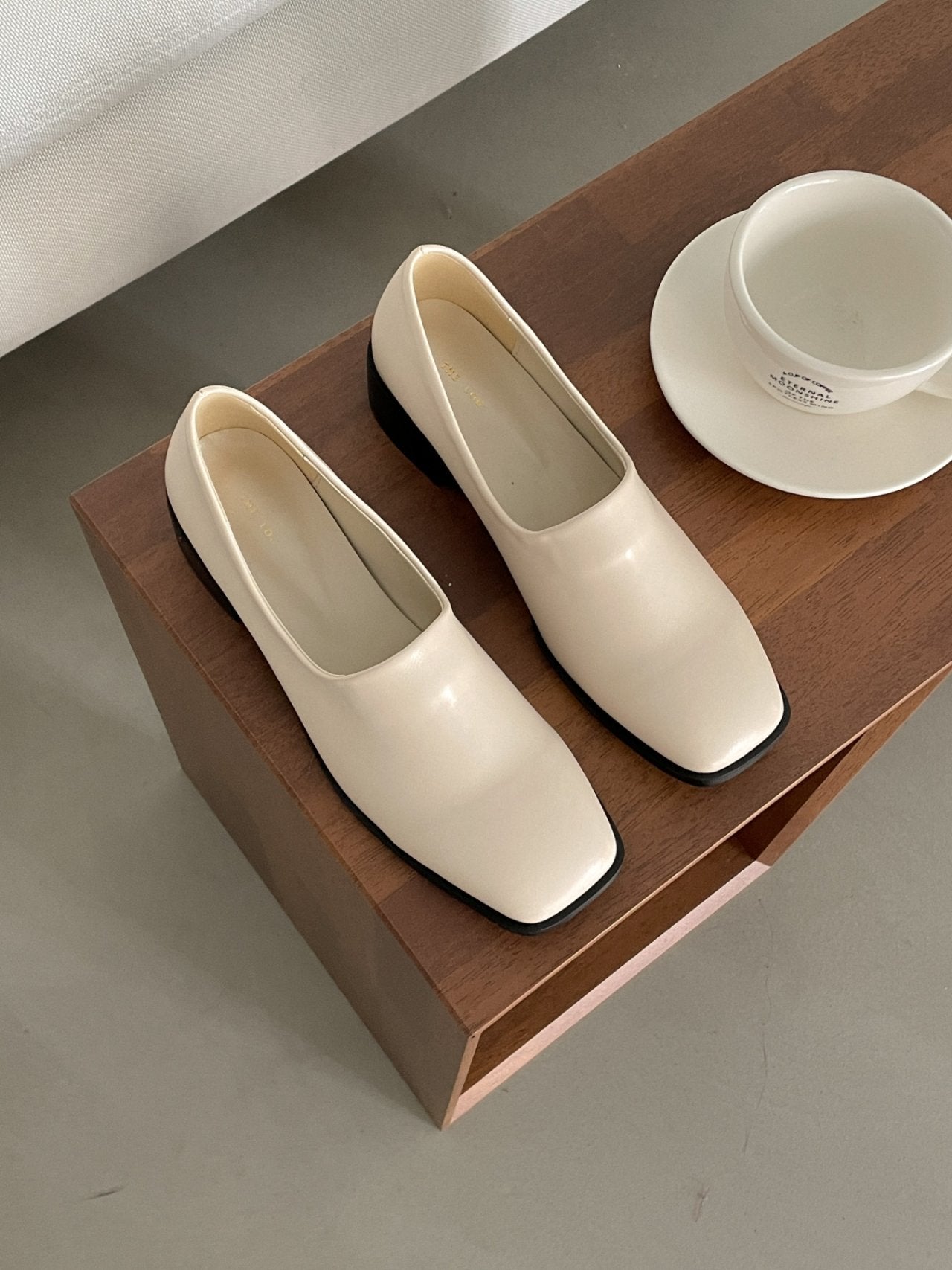 Basic simple loafer