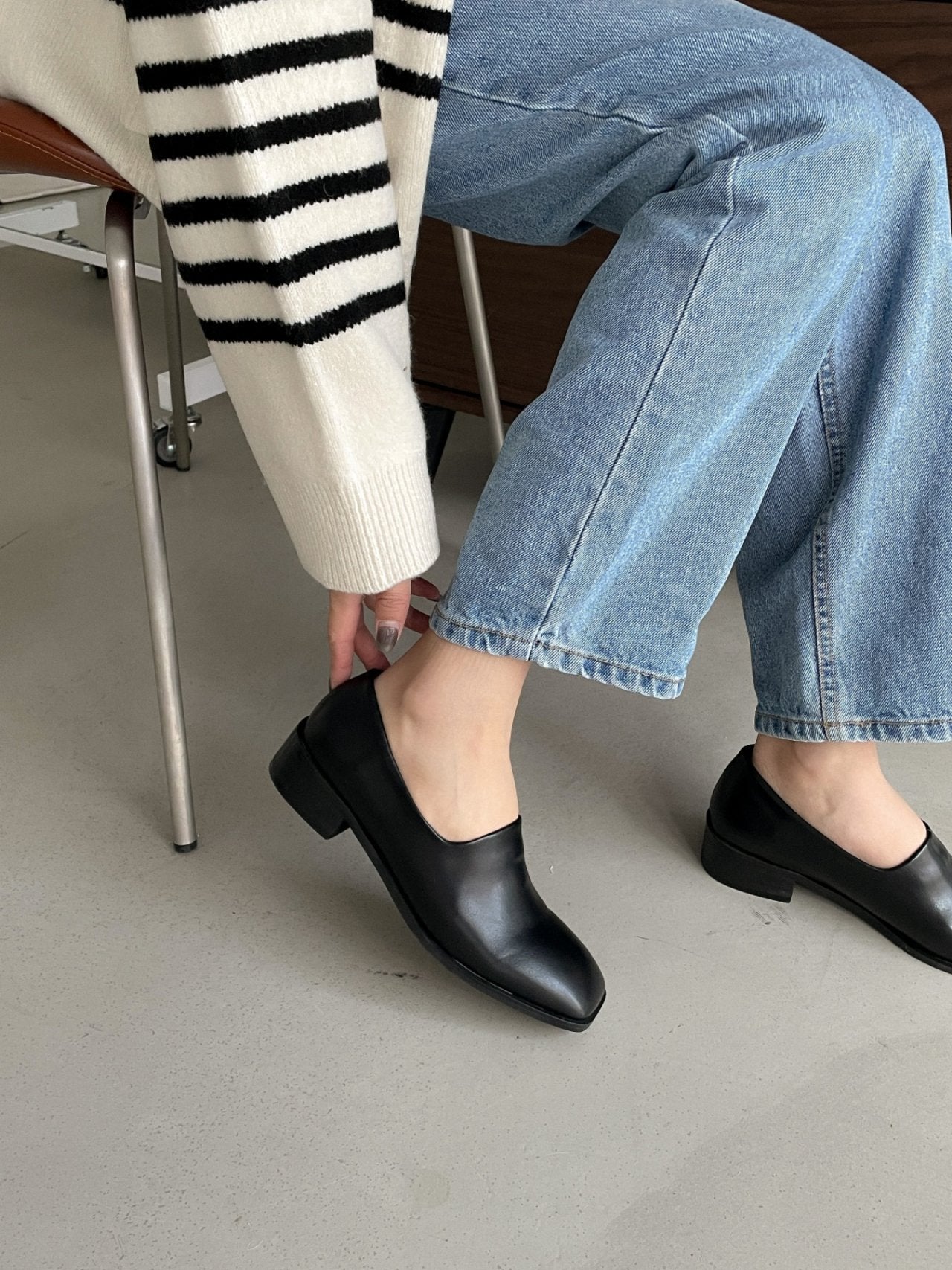 Basic simple loafer