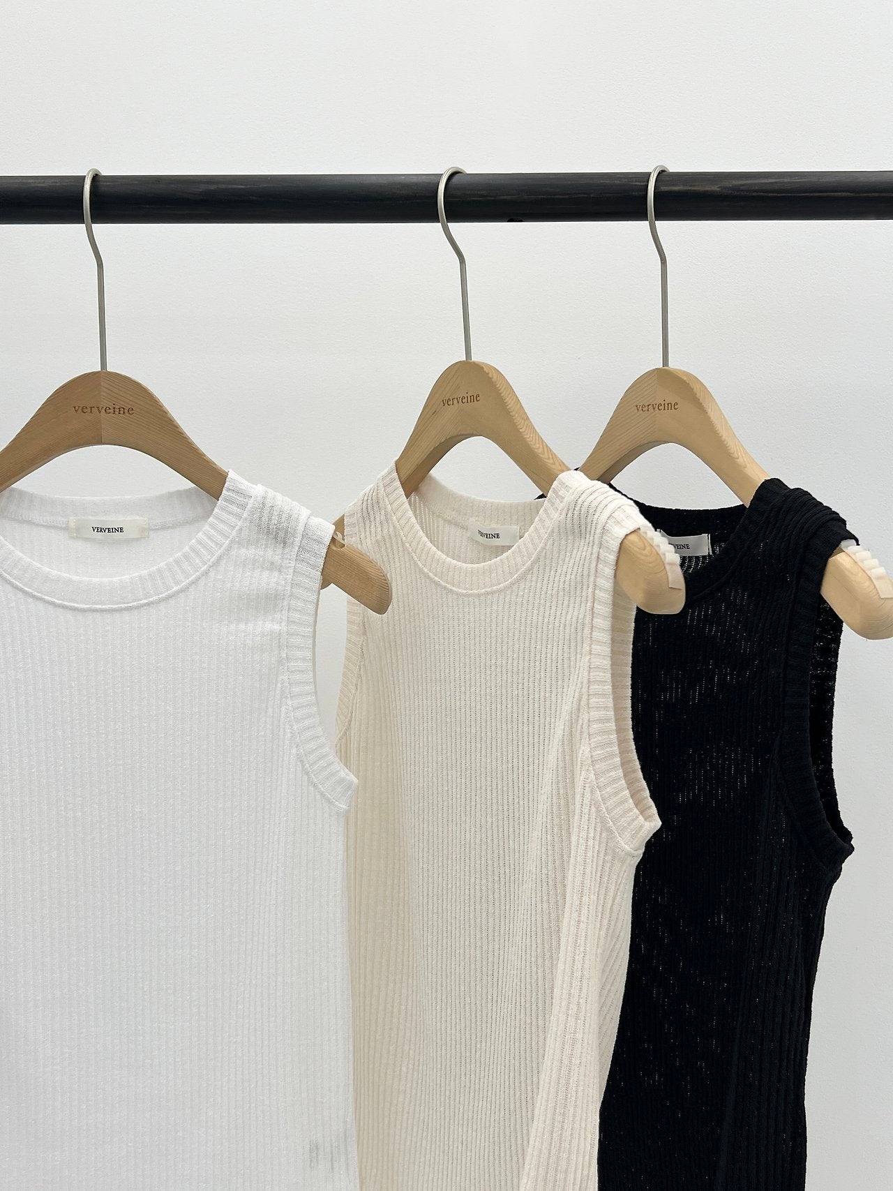 Maison rib sleeveless-3col