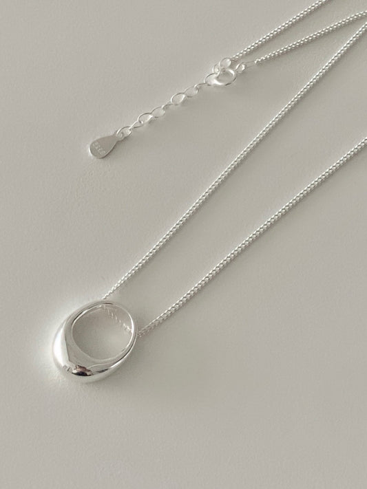 oval necklace
