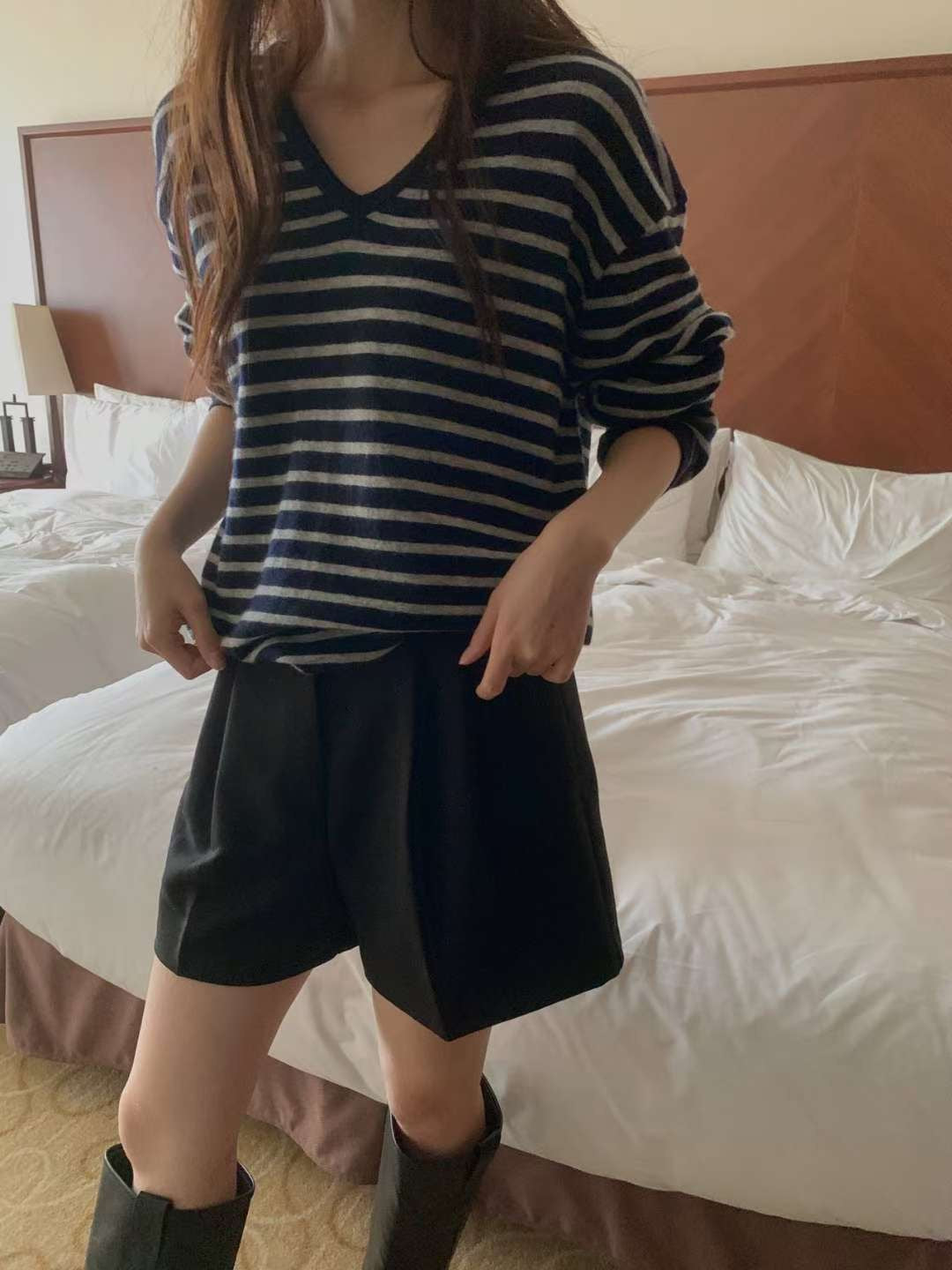 s.t v neck knit-3col