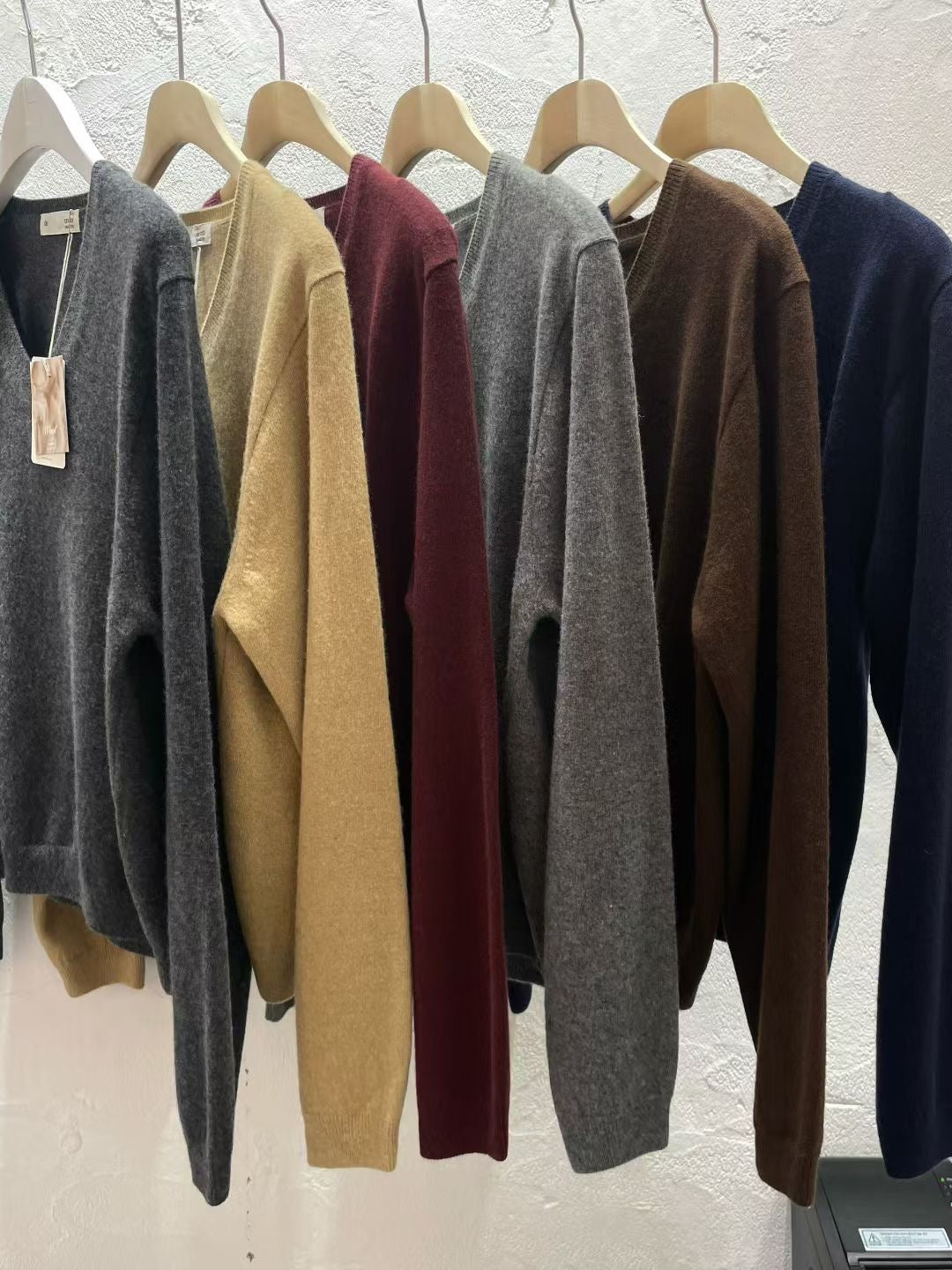Deondo fine wool v knit-6col