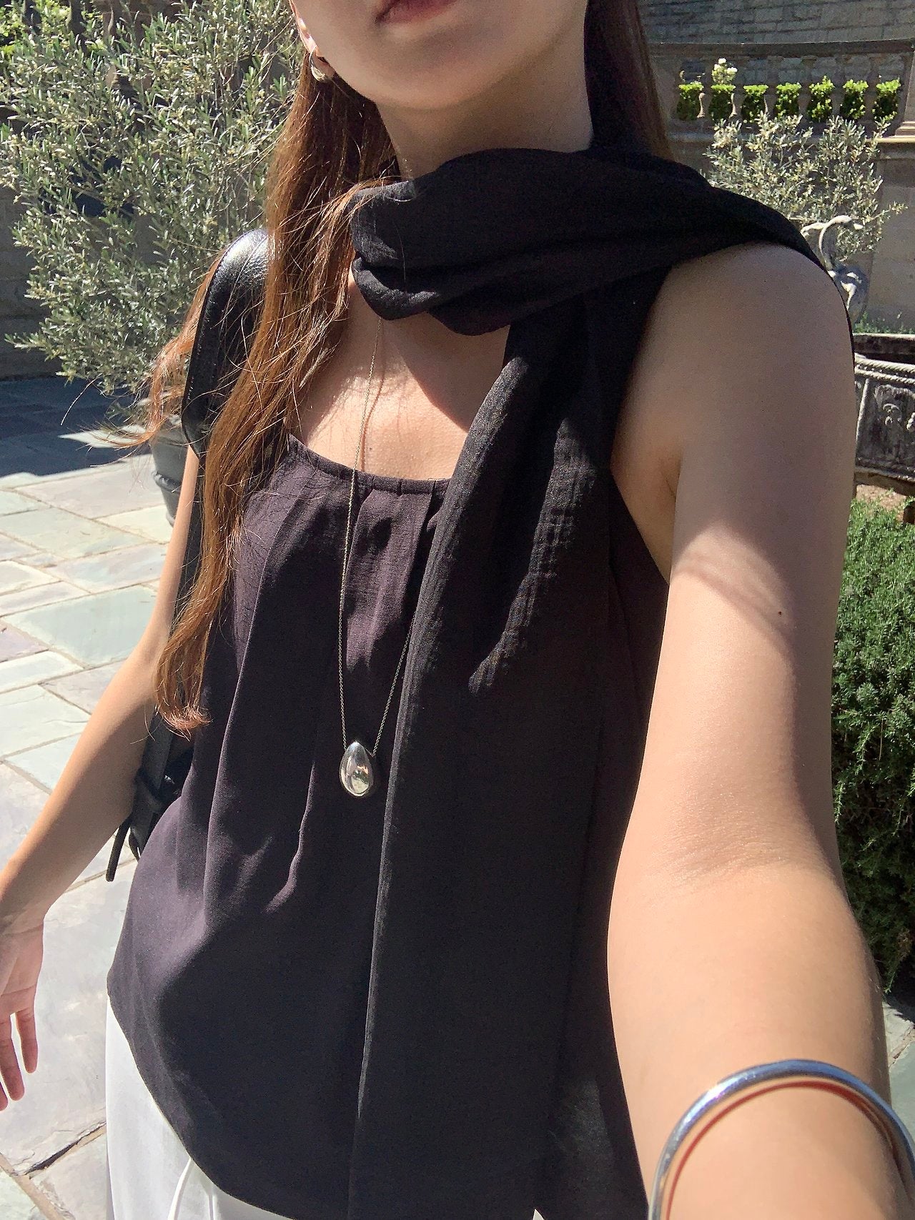Peony wrinkle logo scarf-2col