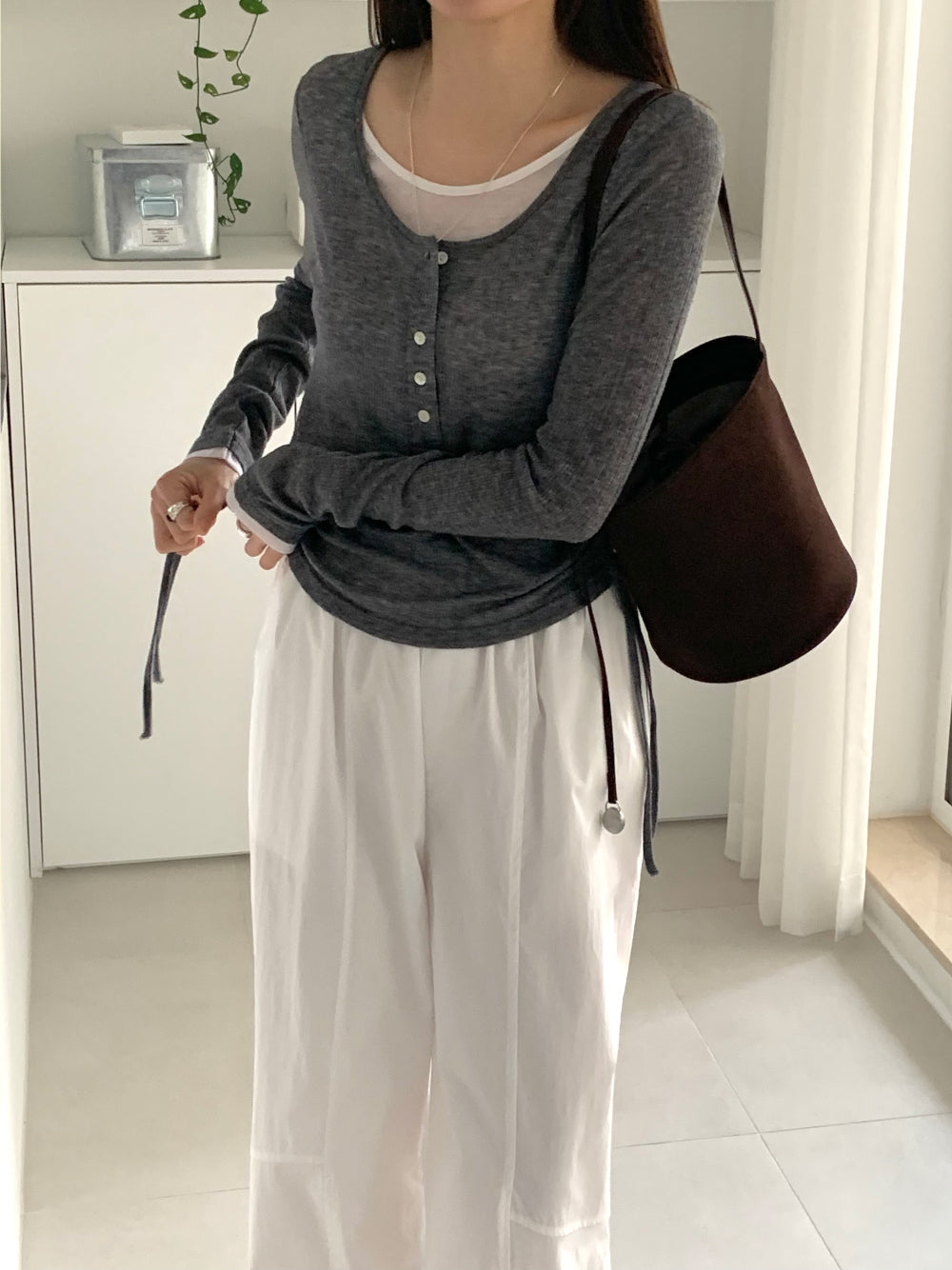 veil string T-4col